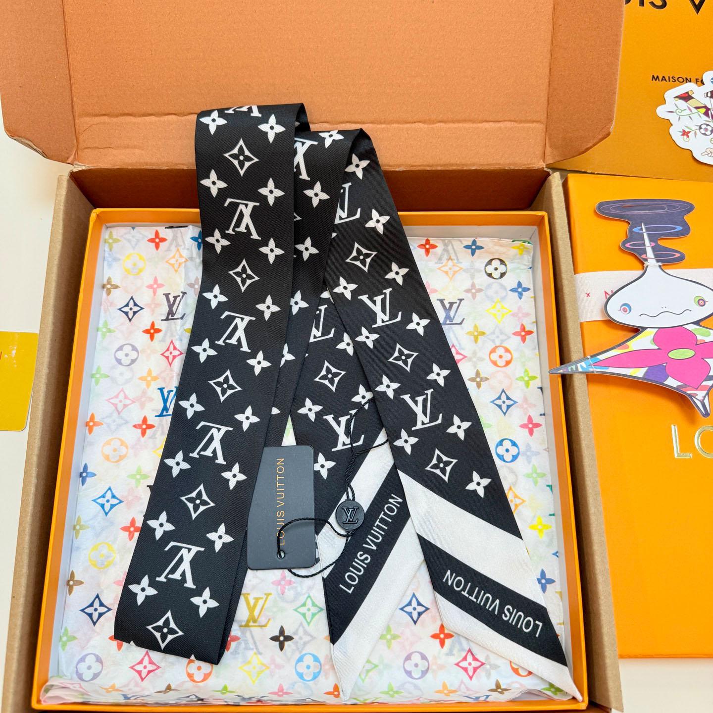 Louis Vuitton Monogram Silhouette BB Bandeau  - DopestKickz