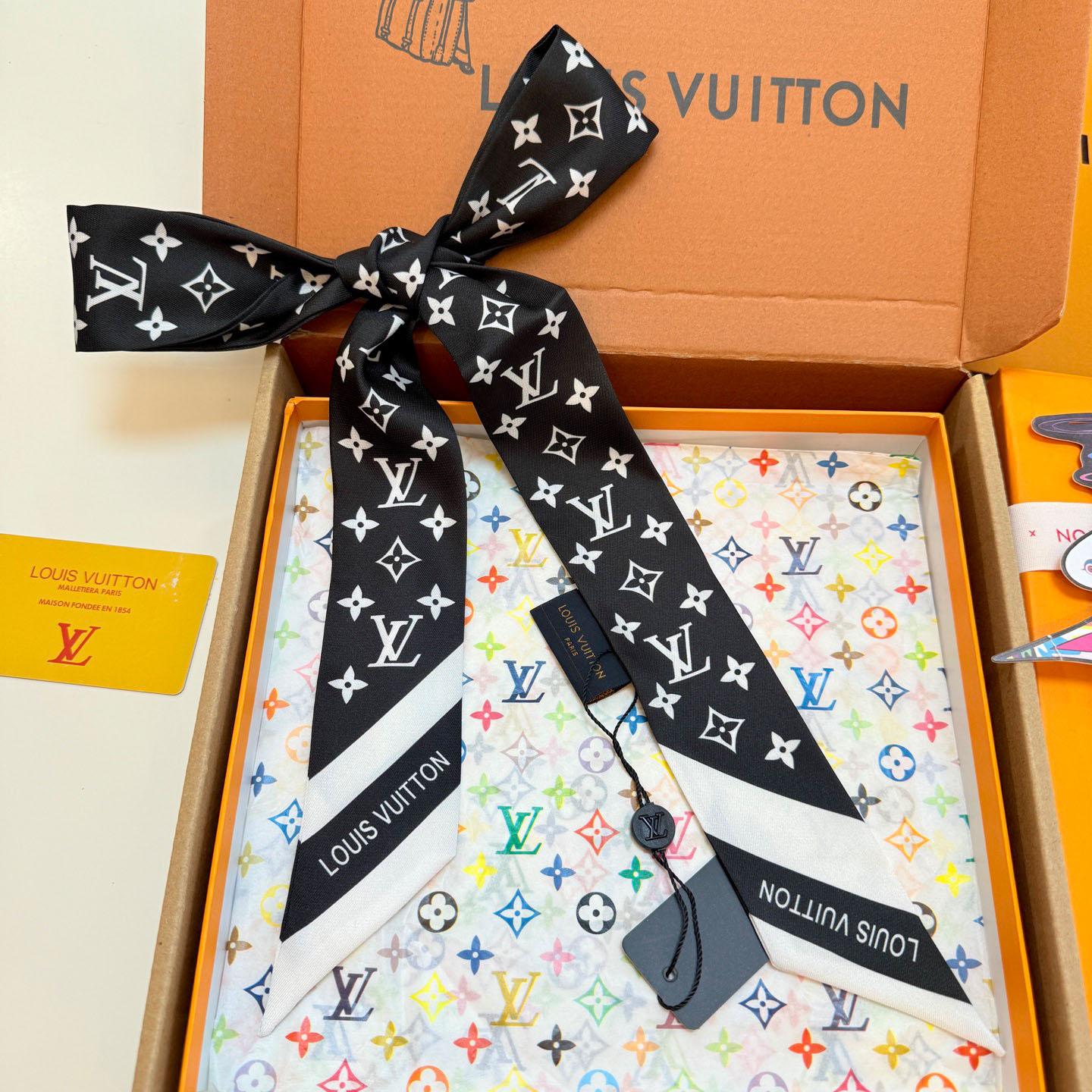 Louis Vuitton Monogram Silhouette BB Bandeau  - DopestKickz