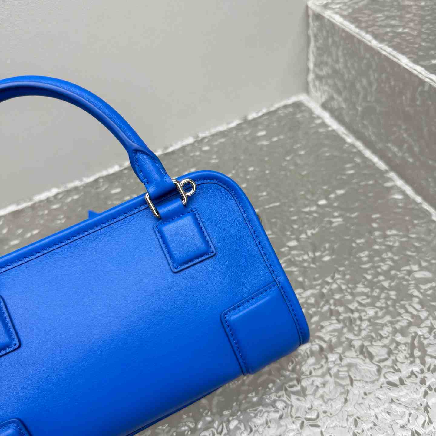 Loewe Mini Amazona 180 Bag In Soft Calfskin - DopestKickz
