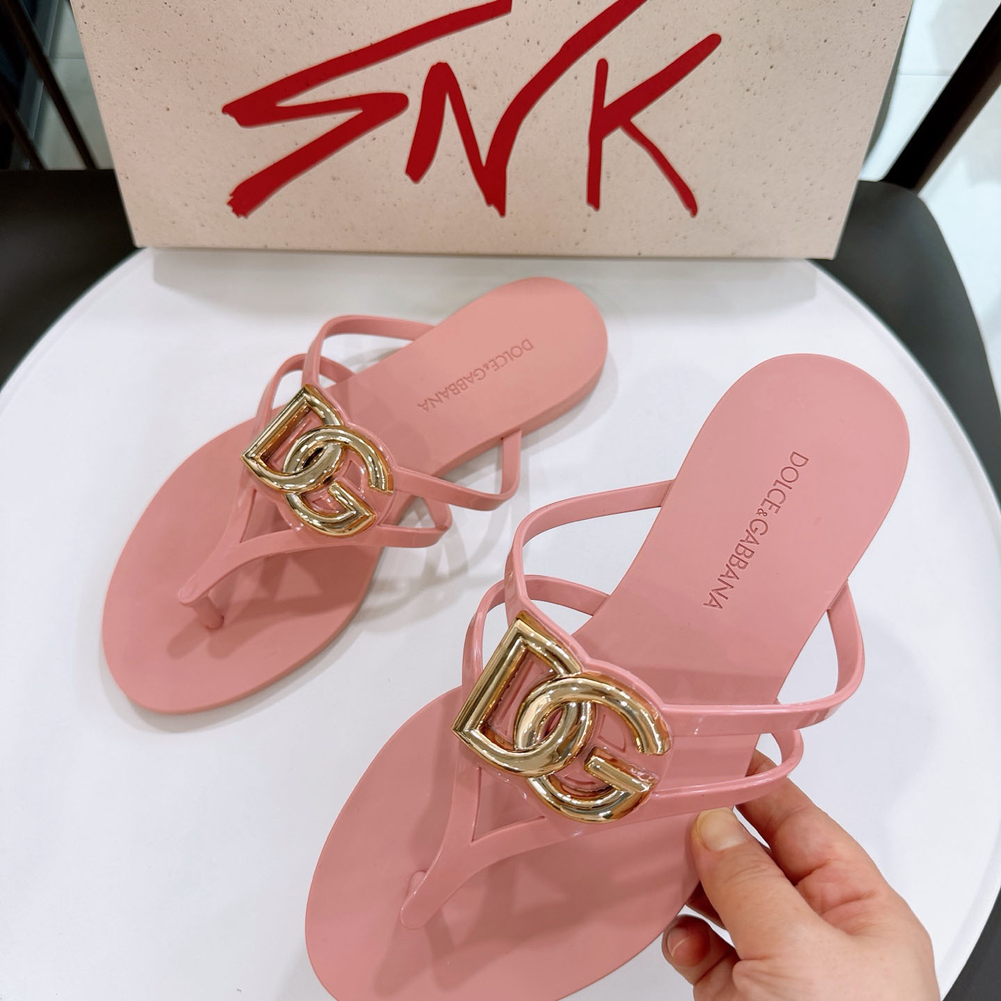Dolce & Gabbana Rubber Beachwear Slides With Logo - DopestKickz