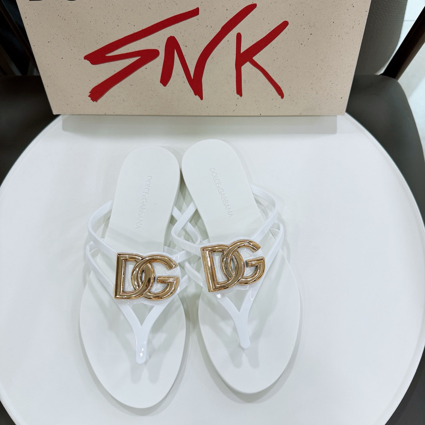 Dolce & Gabbana Rubber Beachwear Slides With Logo - DopestKickz
