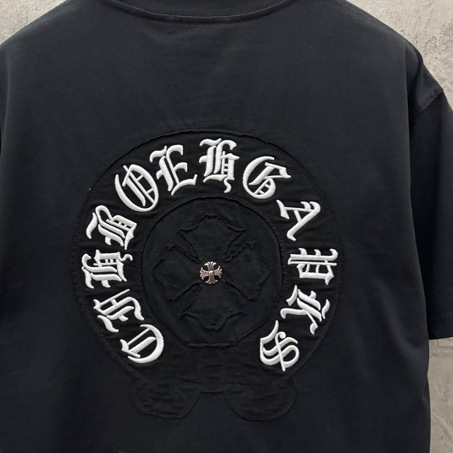 Chrome Hearts Black Sanskrit Horseshoe Embroidered  T-Shirt - DopestKickz