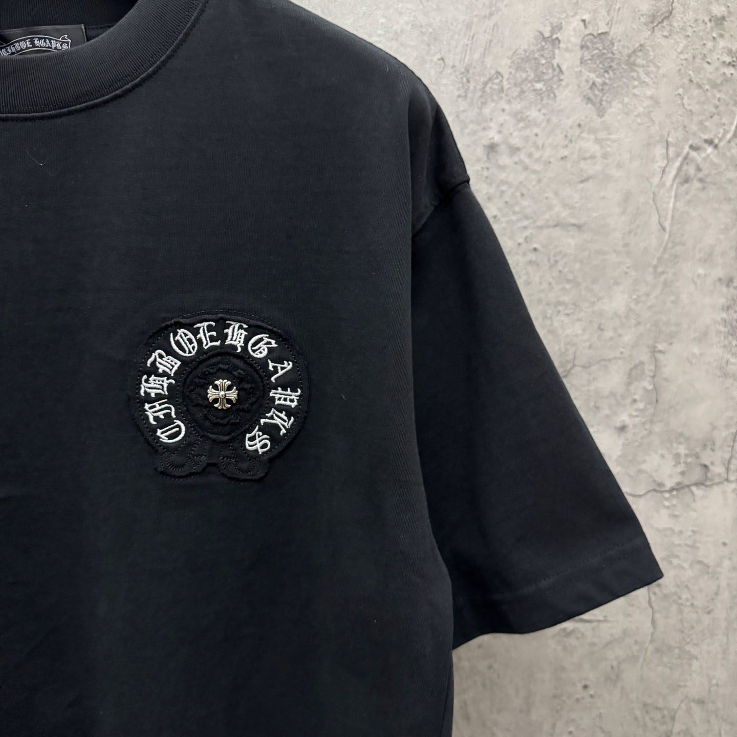 Chrome Hearts Black Sanskrit Horseshoe Embroidered  T-Shirt - DopestKickz