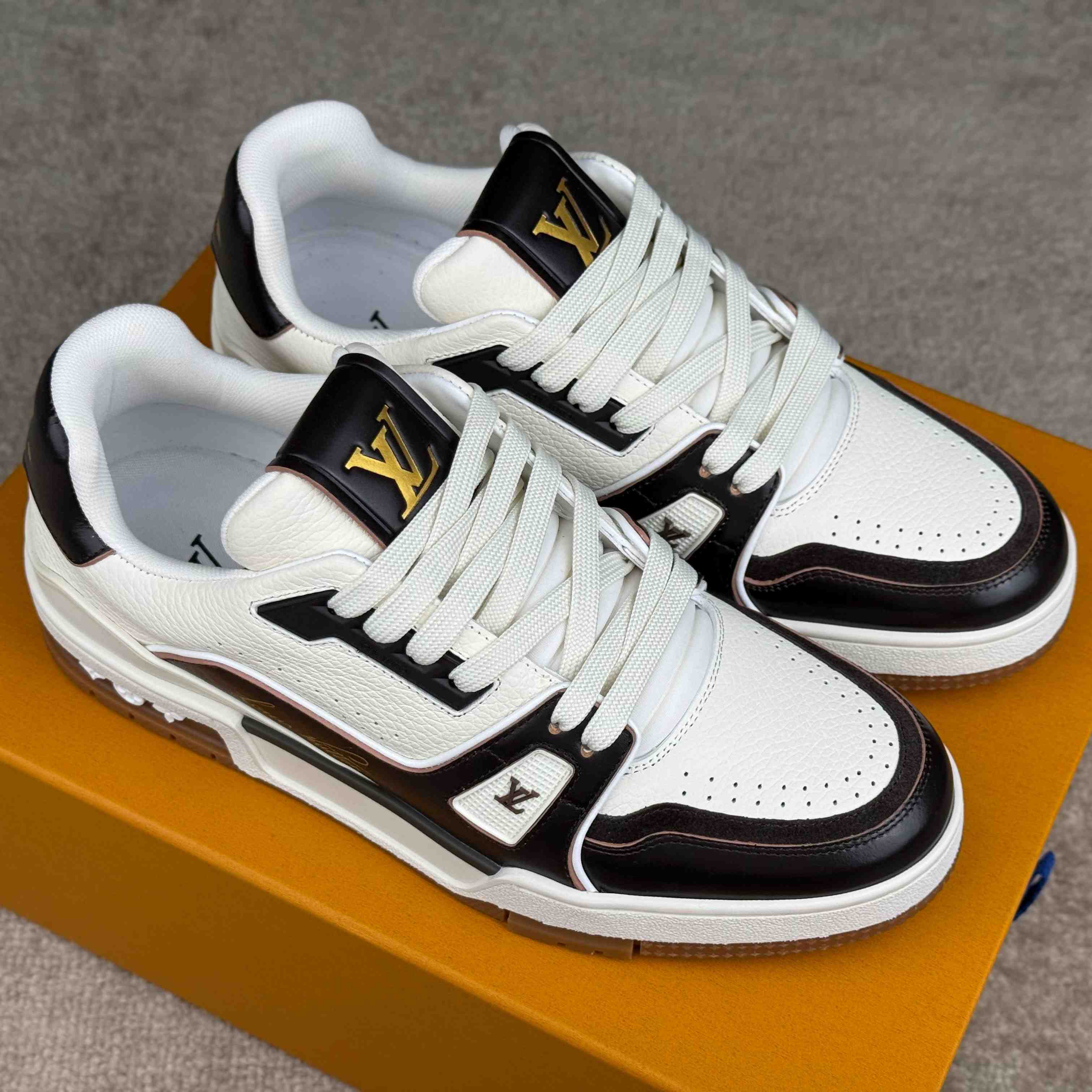 Louis Vuitton LV Trainer Sneaker  1AKBA2 - DopestKickz