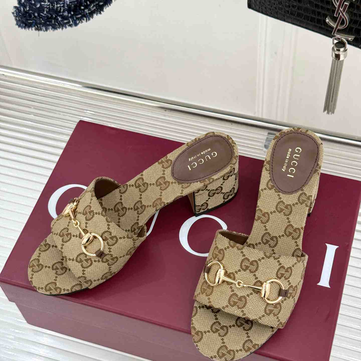 Gucci Women's slide sandal with Horsebit - DopestKickz