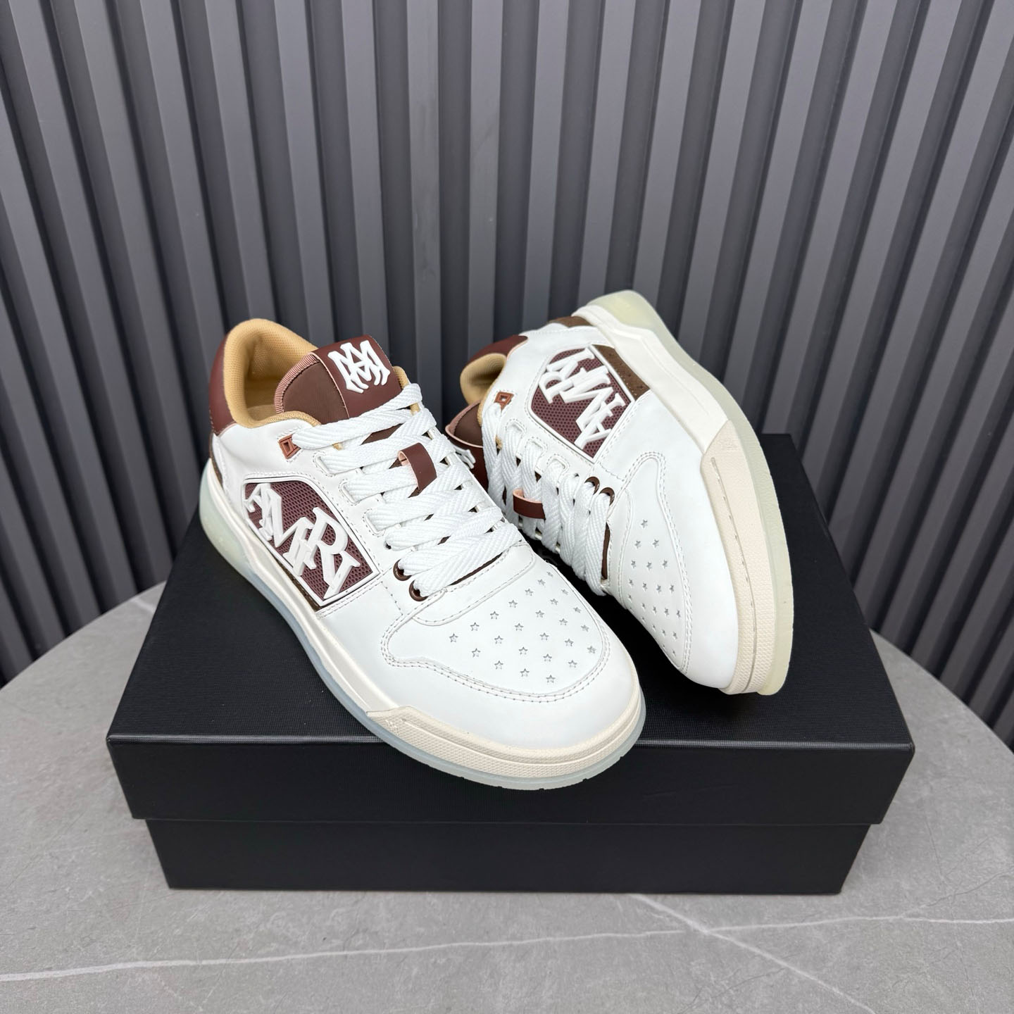 Amiri Pebbled Classic Low Sneakers - DopestKickz
