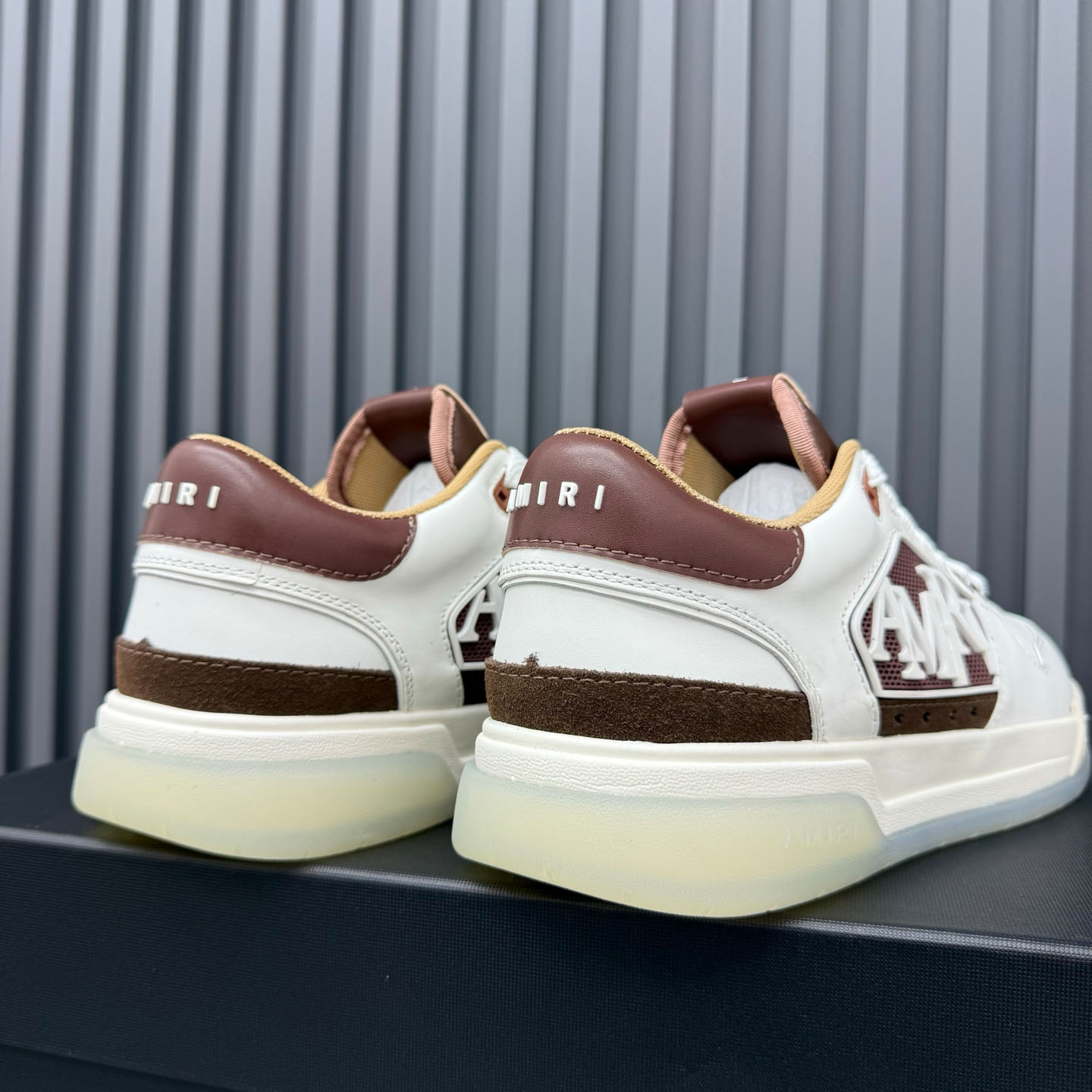 Amiri Pebbled Classic Low Sneakers - DopestKickz