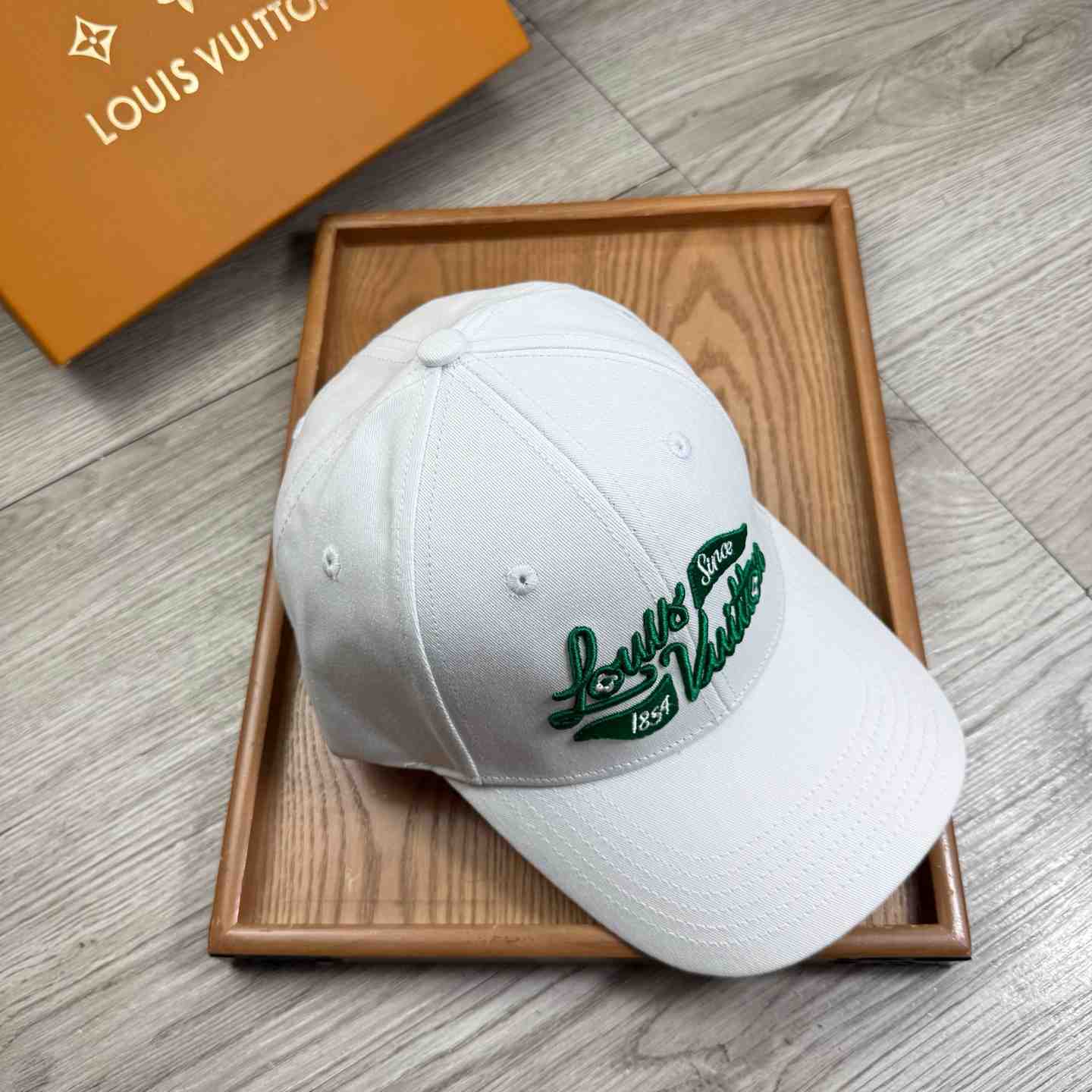 Louis Vuitton Golf Cap - DopestKickz