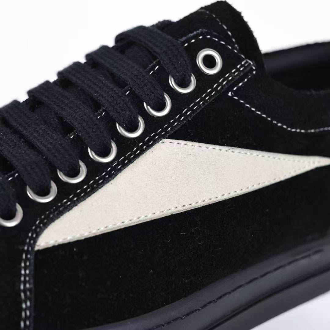 Rick Owens Vintage Sneaks - DopestKickz