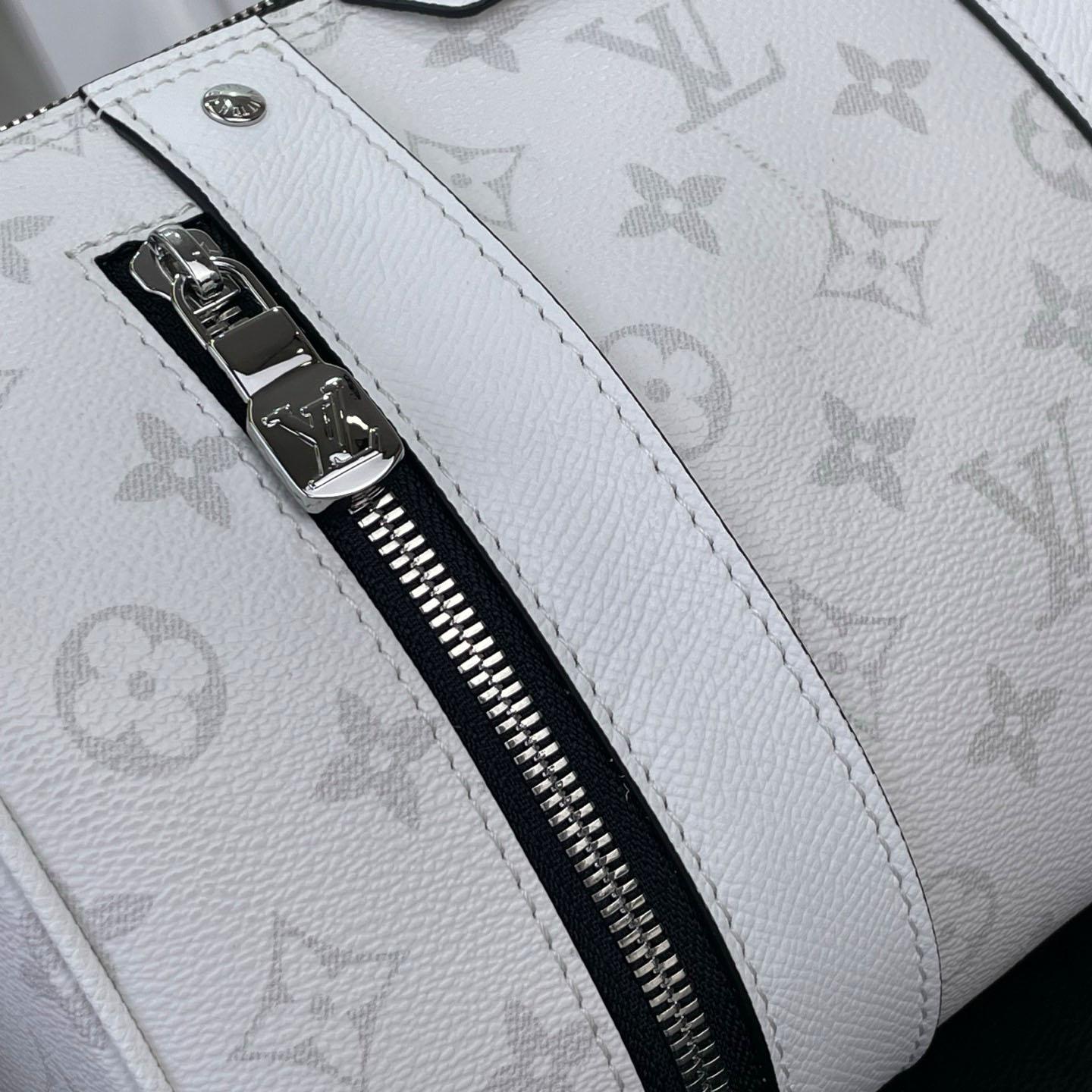 Louis Vuitton City Keepall M27644 - DopestKickz