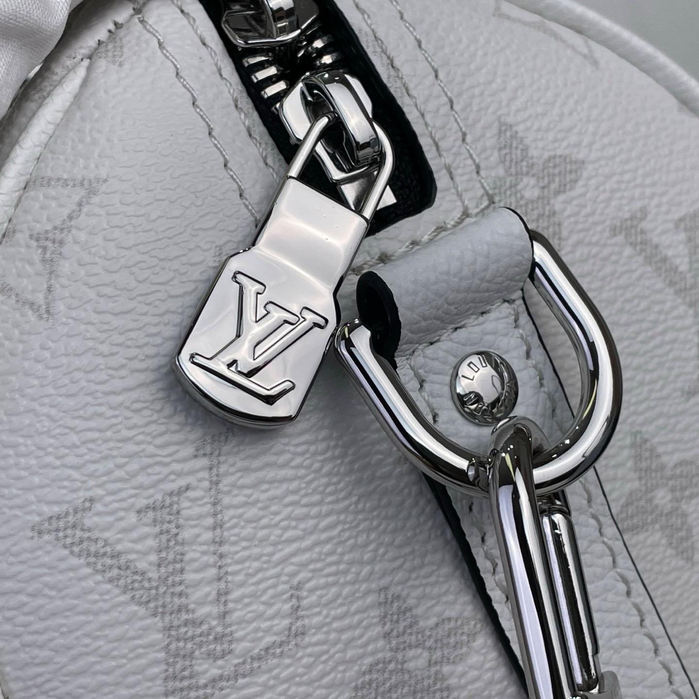 Louis Vuitton City Keepall M27644 - DopestKickz