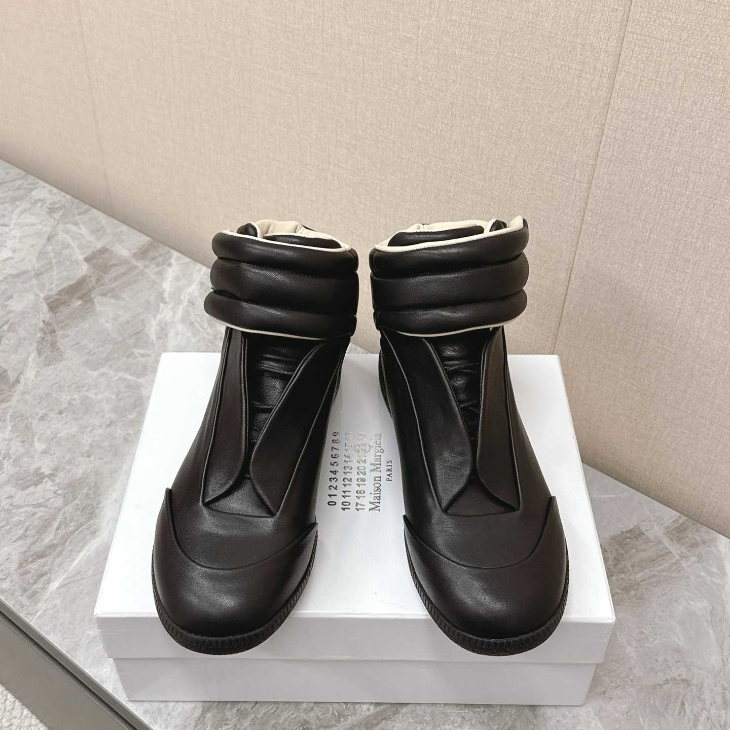 Maison Margiela Future Sneakers - DopestKickz