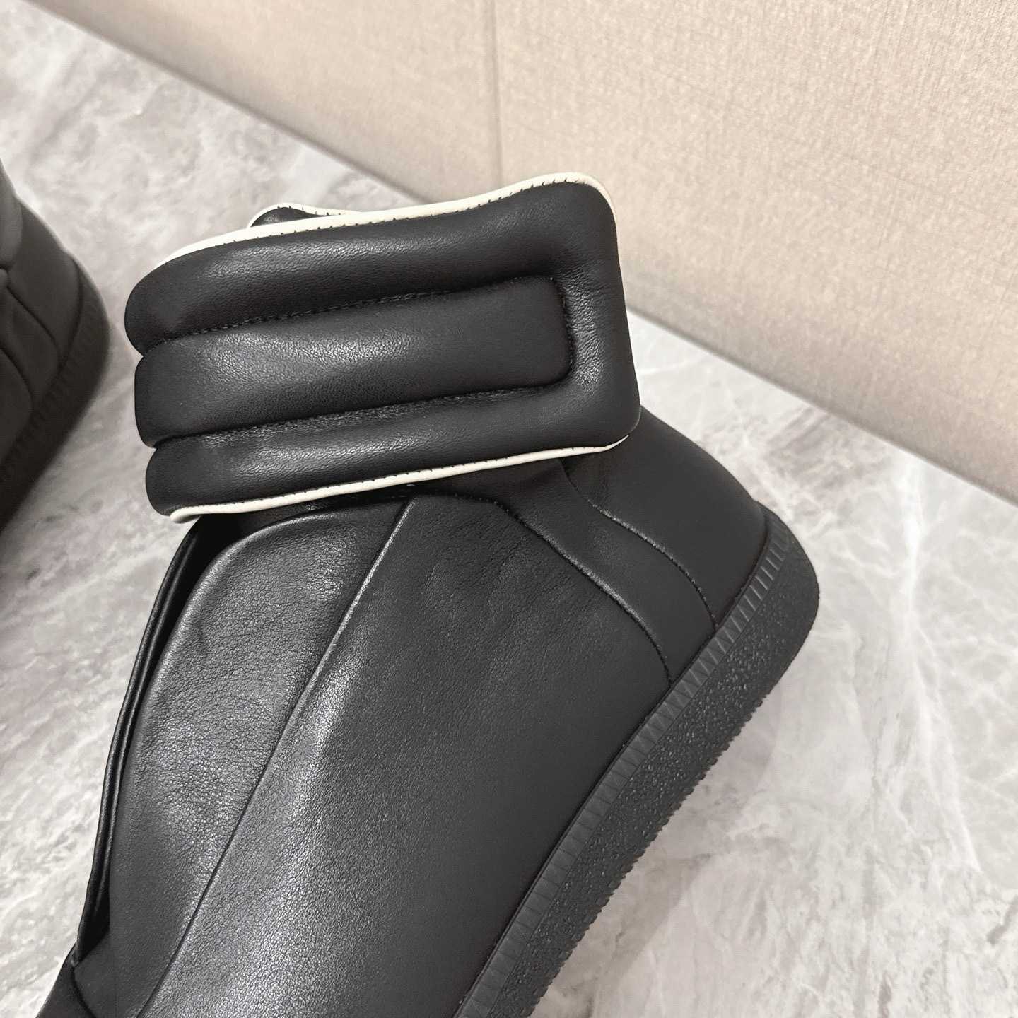 Maison Margiela Future Sneakers - DopestKickz