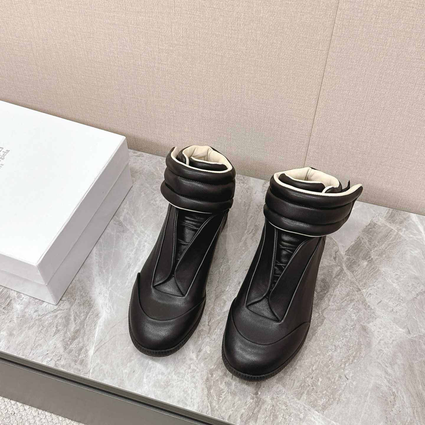 Maison Margiela Future Sneakers - DopestKickz