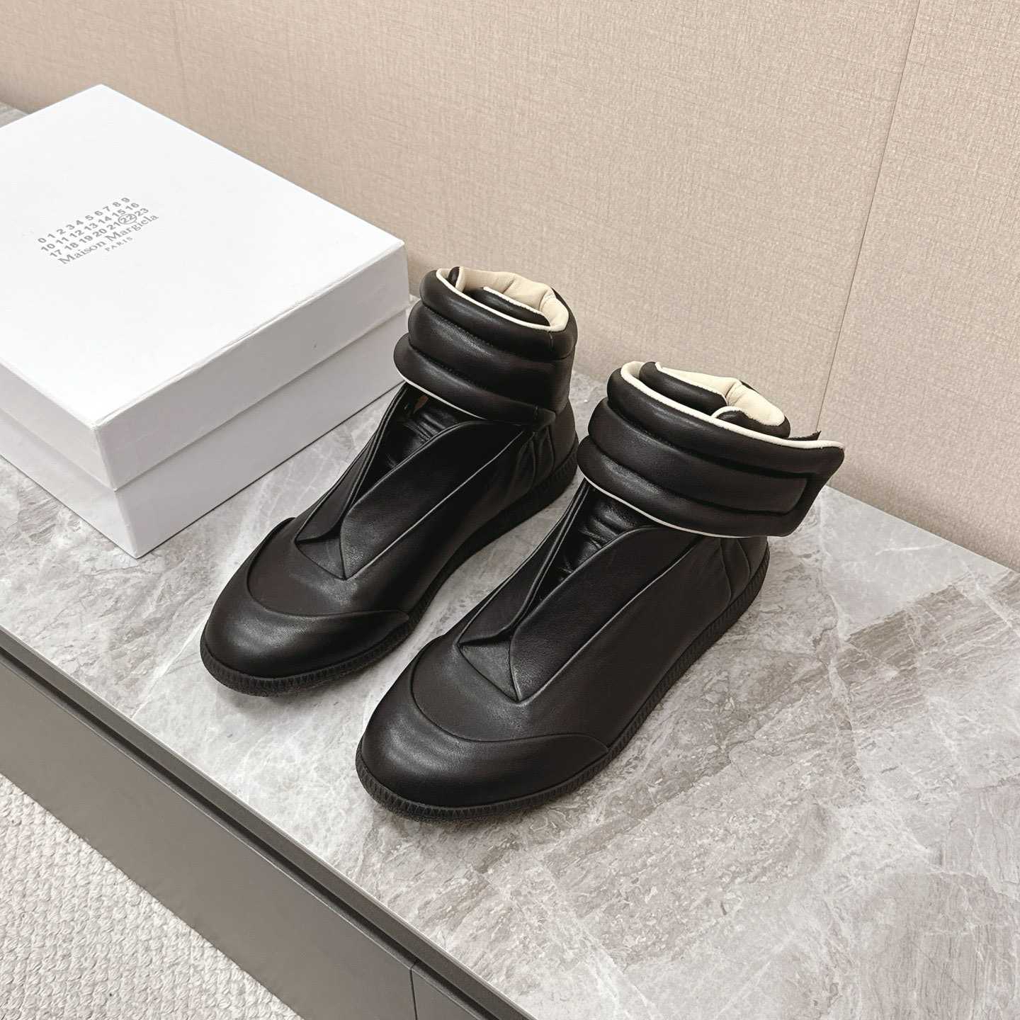 Maison Margiela Future Sneakers - DopestKickz