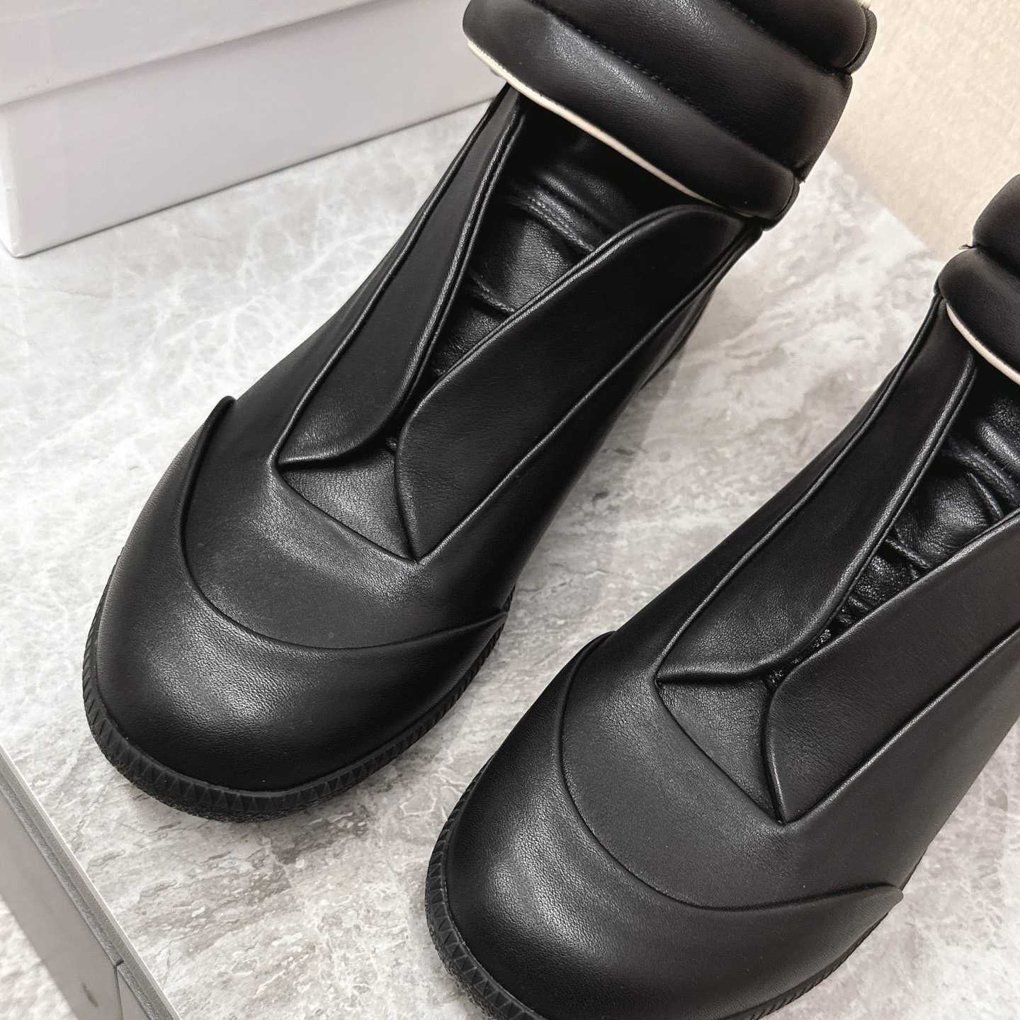 Maison Margiela Future Sneakers - DopestKickz