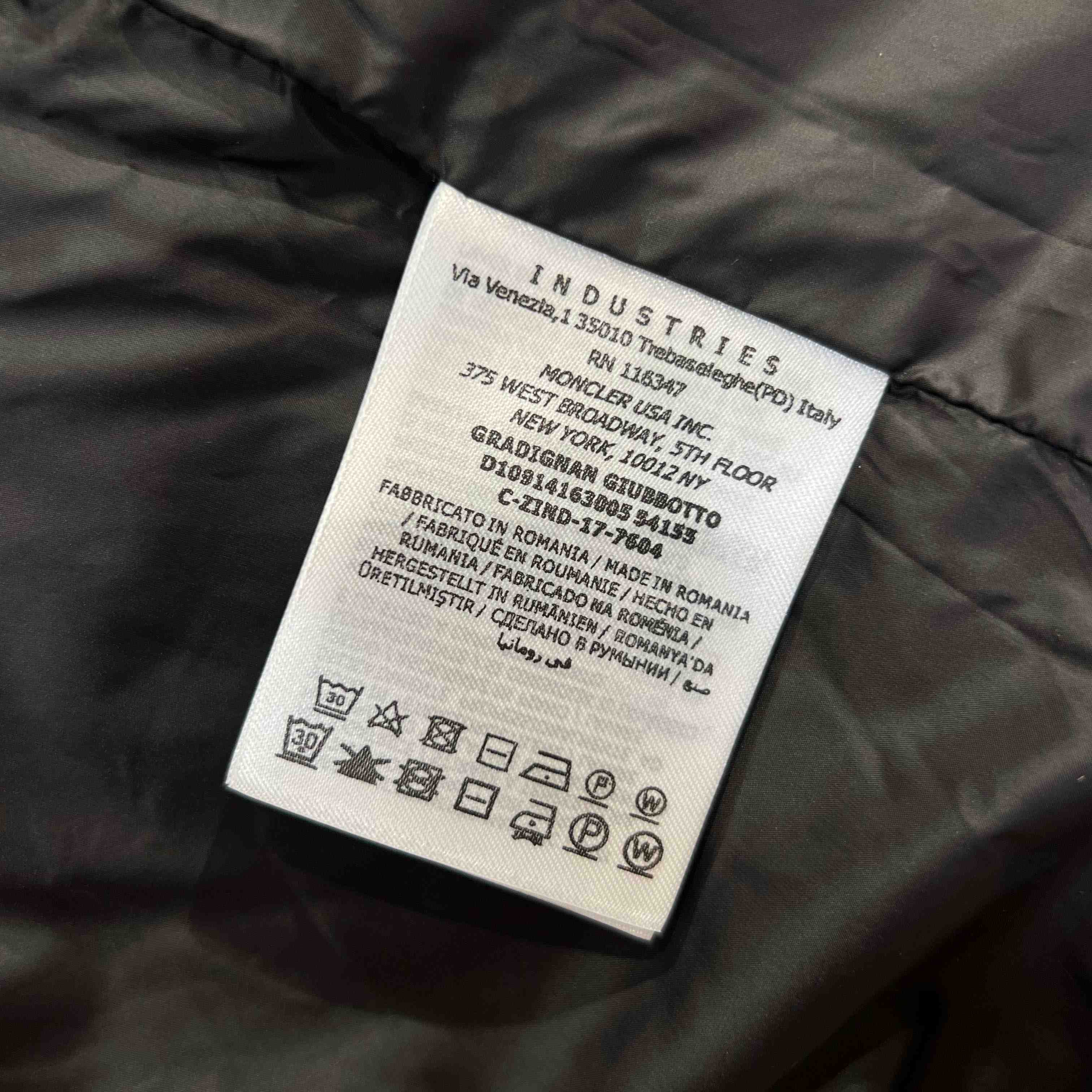 Moncler Nire Rain Jacket - DopestKickz