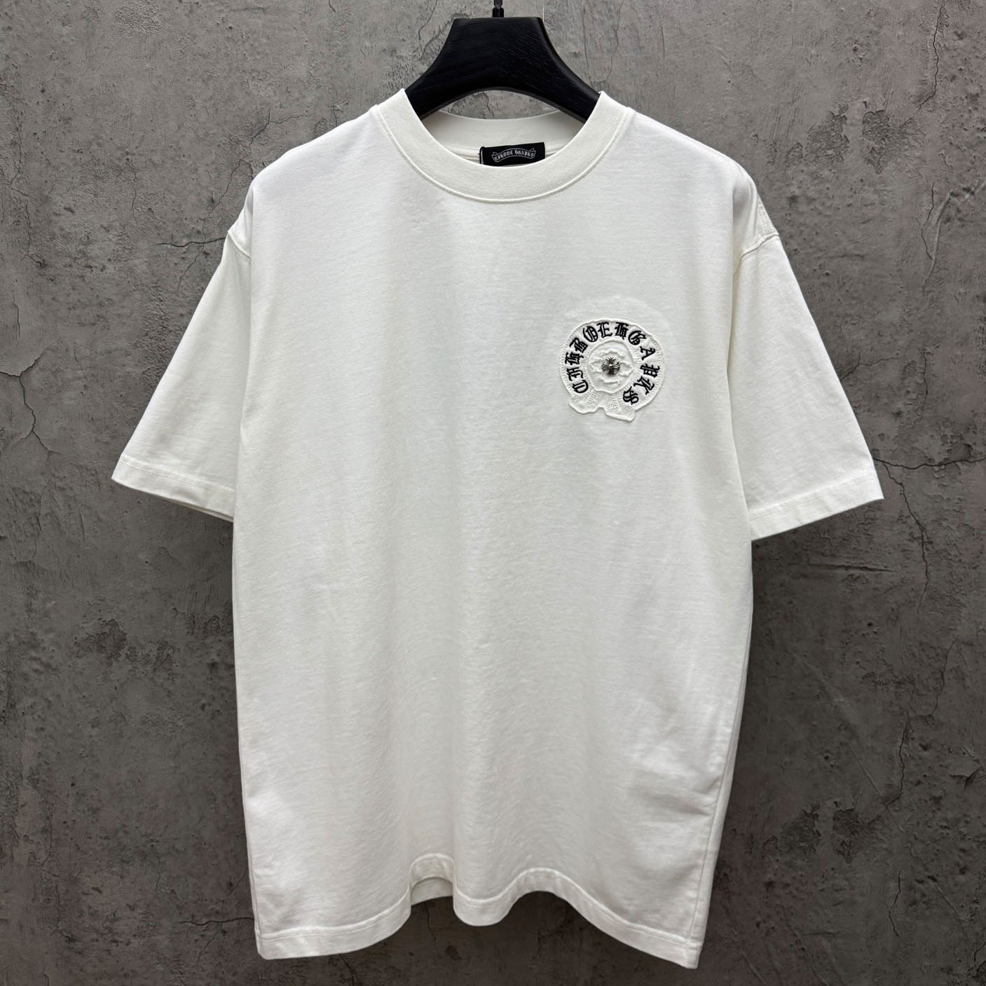 Chrome Hearts White Sanskrit Horseshoe Embroidered  T-Shirt - DopestKickz