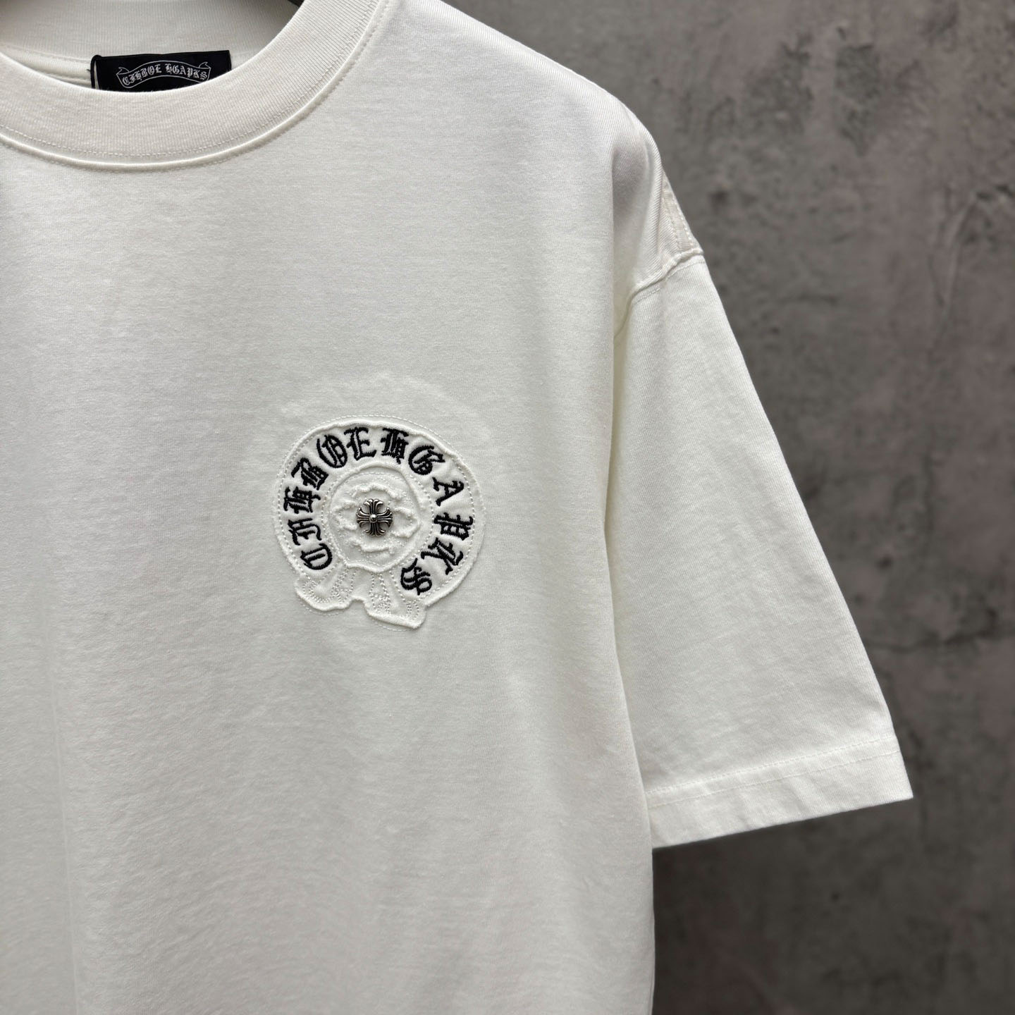 Chrome Hearts White Sanskrit Horseshoe Embroidered  T-Shirt - DopestKickz