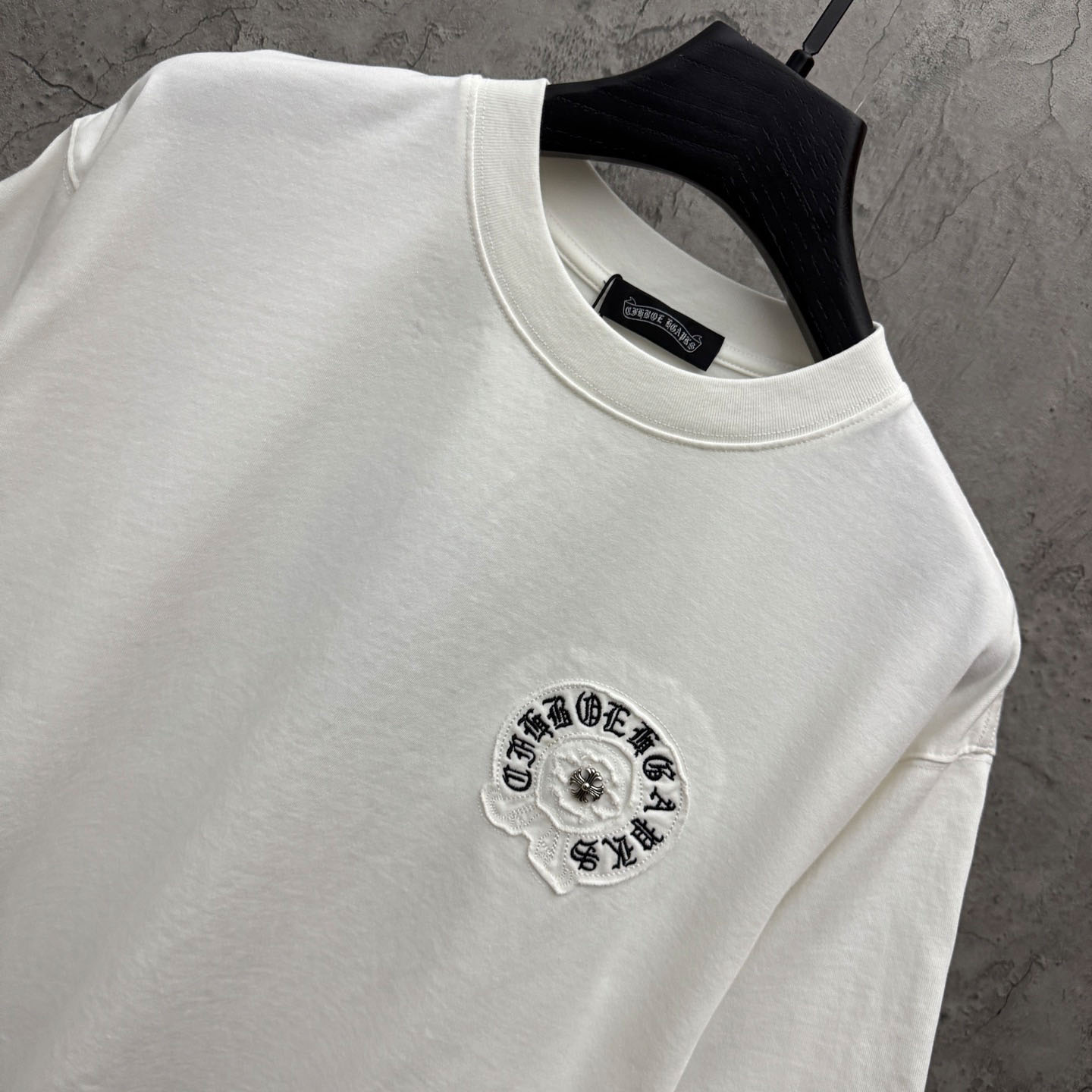 Chrome Hearts White Sanskrit Horseshoe Embroidered  T-Shirt - DopestKickz