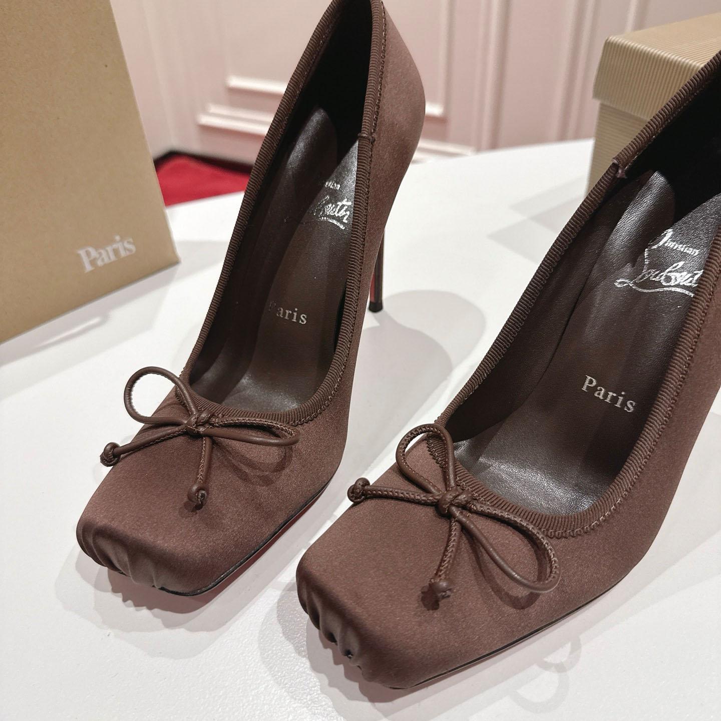 Christian Louboutin Cassia Nodo 100 mm Pumps  Crepe Satin - DopestKickz