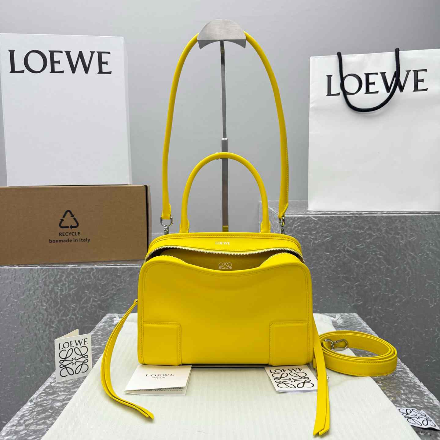 Loewe Small Amazona 180 Bag In Soft Calfskin - DopestKickz