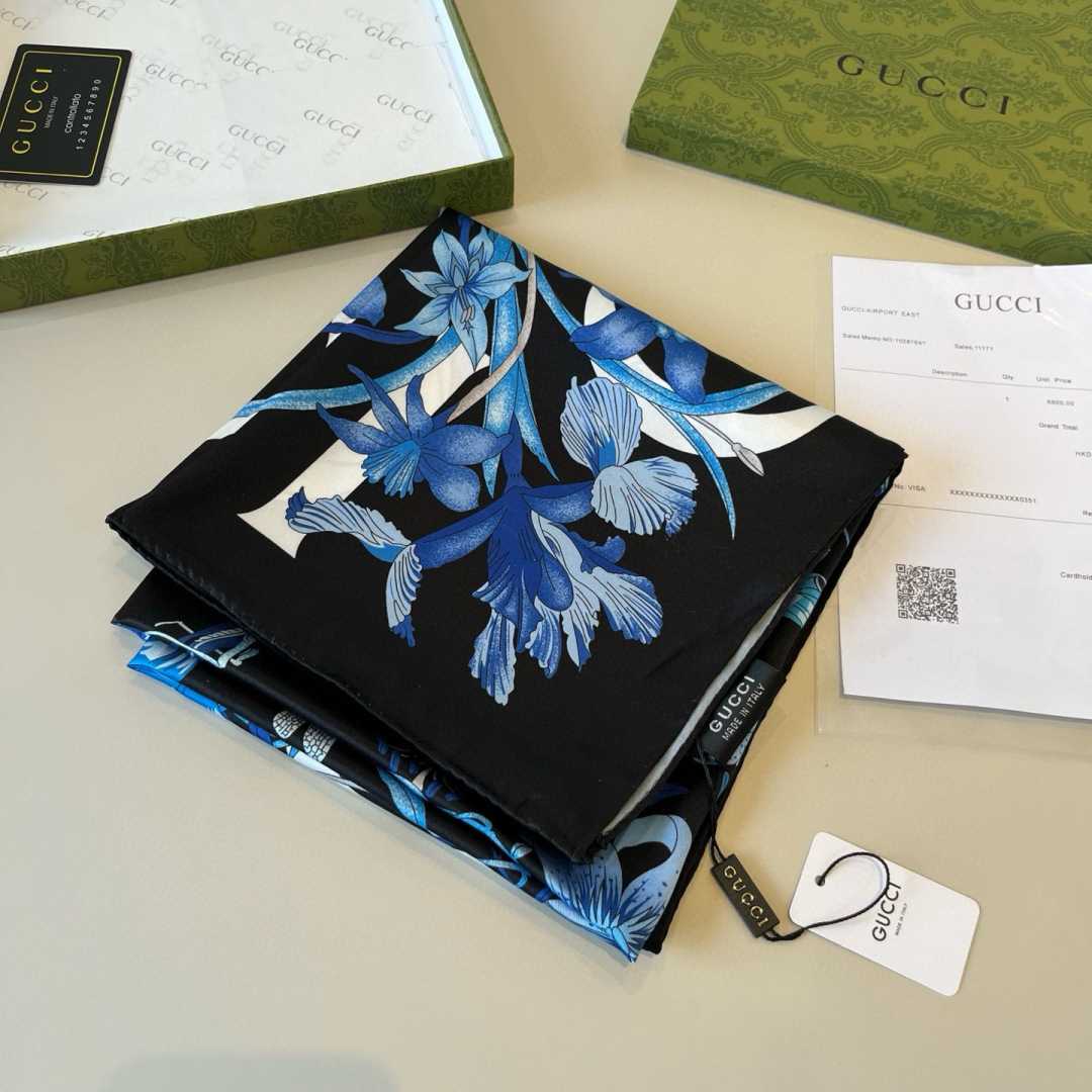 Gucci Floral Print Silk Carré Silk - DopestKickz