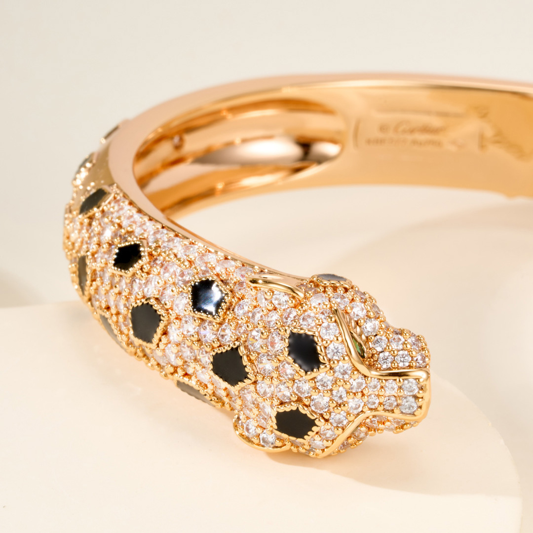 Cartier Panthère De Cartier Bracelet - DopestKickz