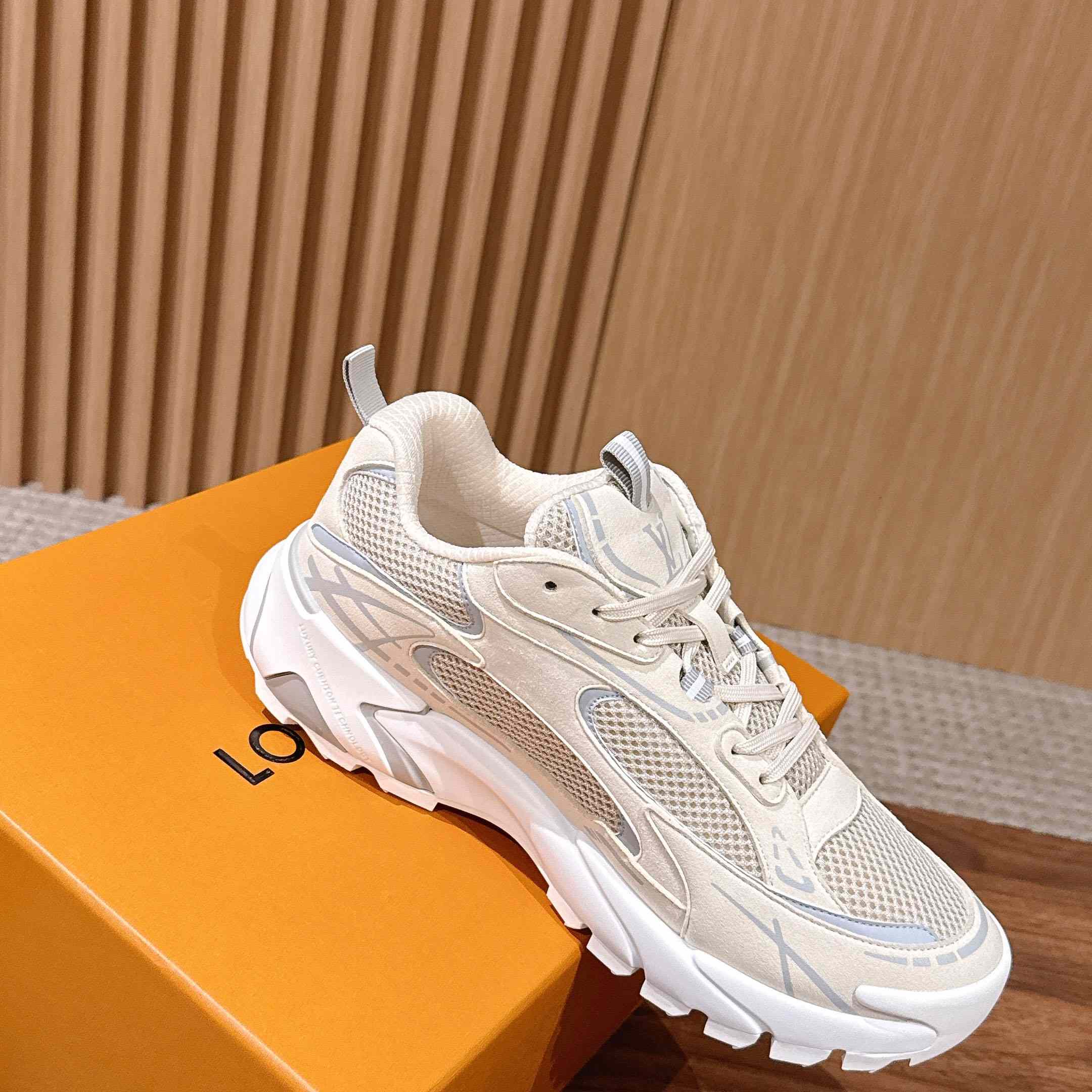 Louis Vuitton LV Tatic Runner Sneaker 1AKC33 - DopestKickz