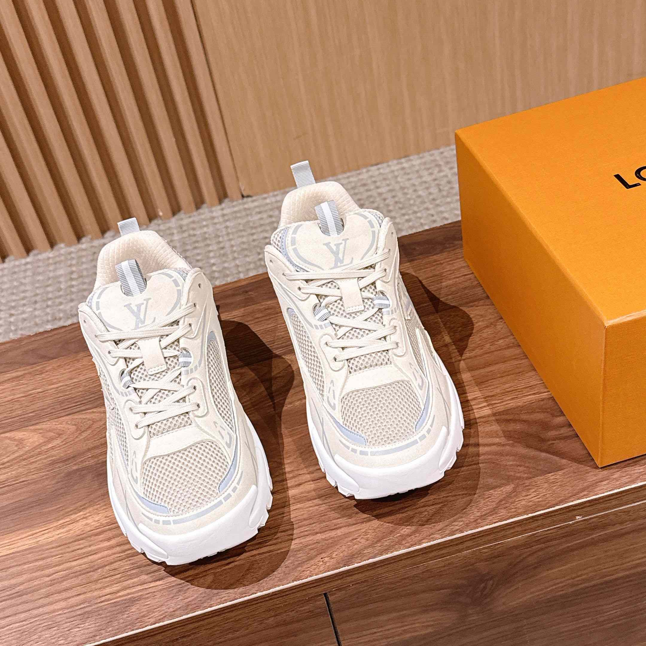 Louis Vuitton LV Tatic Runner Sneaker 1AKC33 - DopestKickz