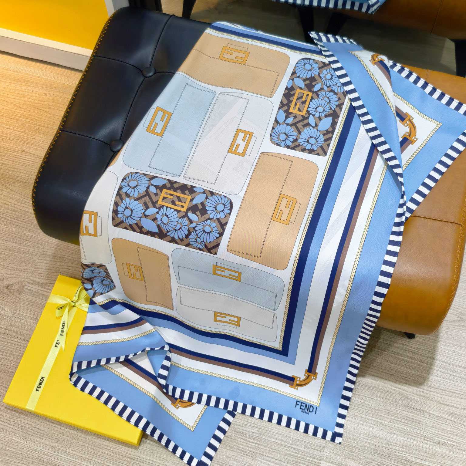 Fendi FF Foulard - DopestKickz