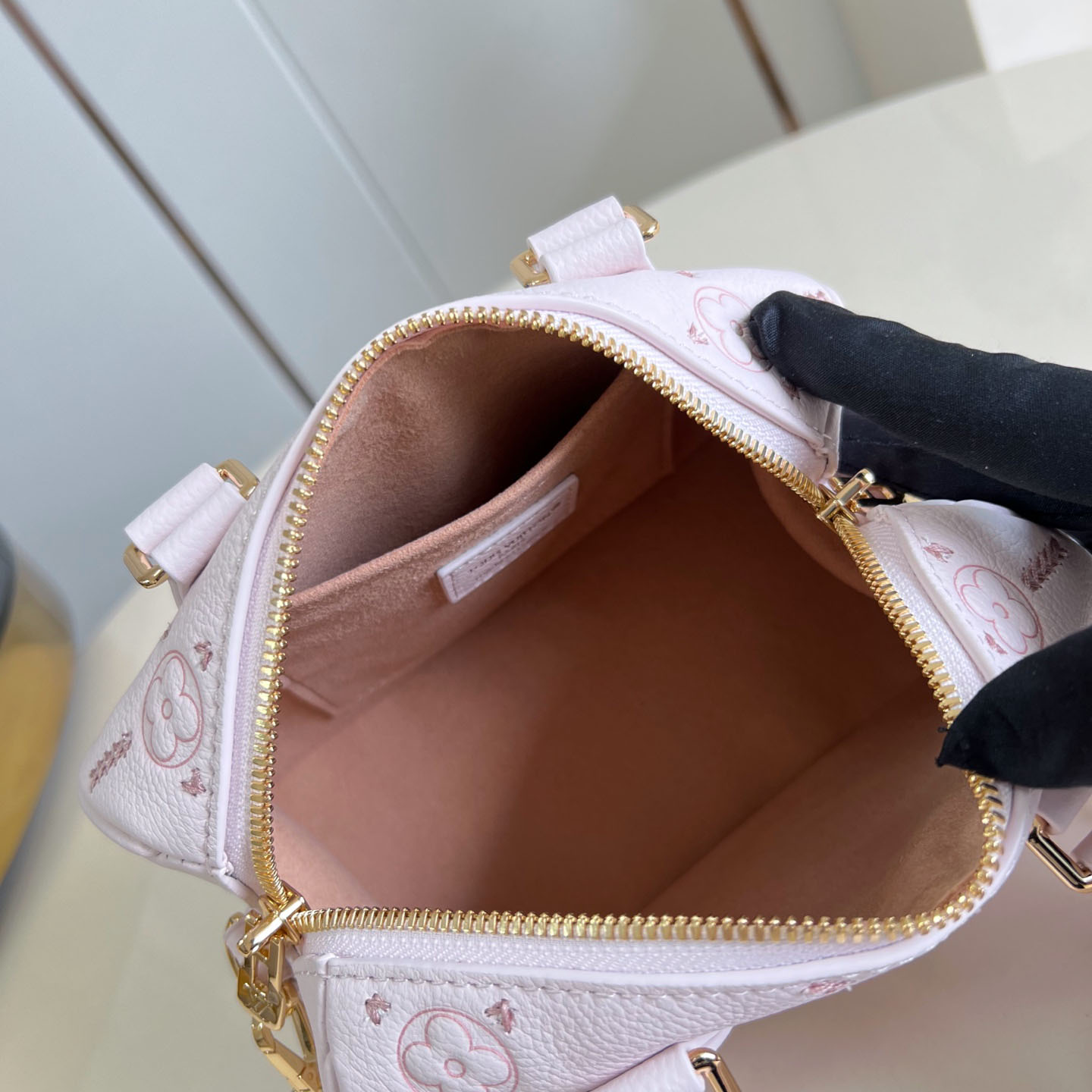 Louis Vuitton Speedy Bandouliere 20 M28529 - DopestKickz