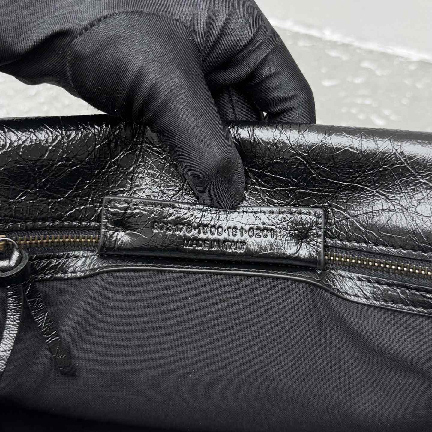 Balenciaga  Le City Leather Shoulder Bag - DopestKickz
