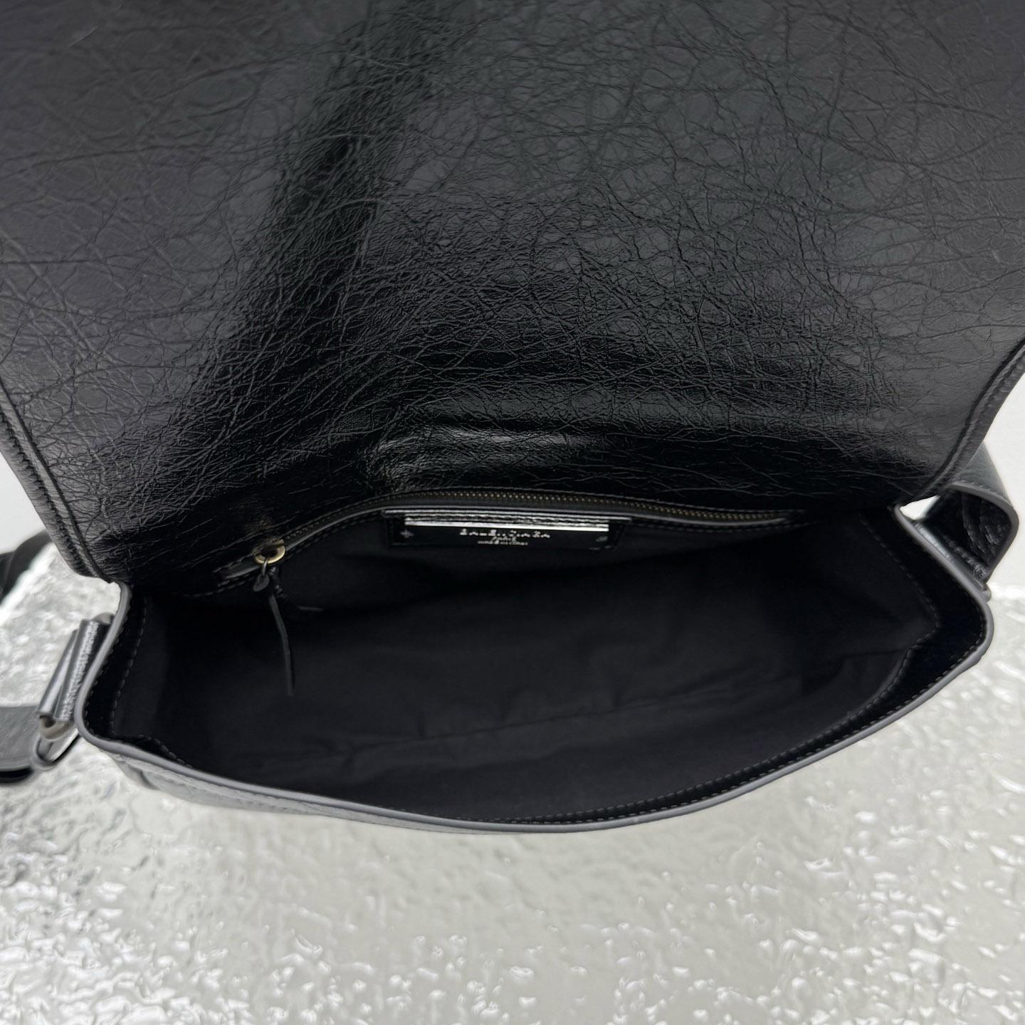 Balenciaga  Le City Leather Shoulder Bag - DopestKickz