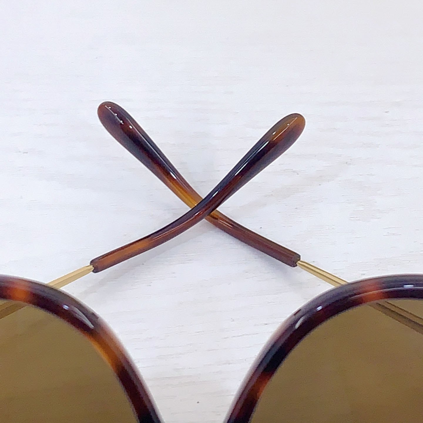Loewe LW40186I Sunglasses  - DopestKickz