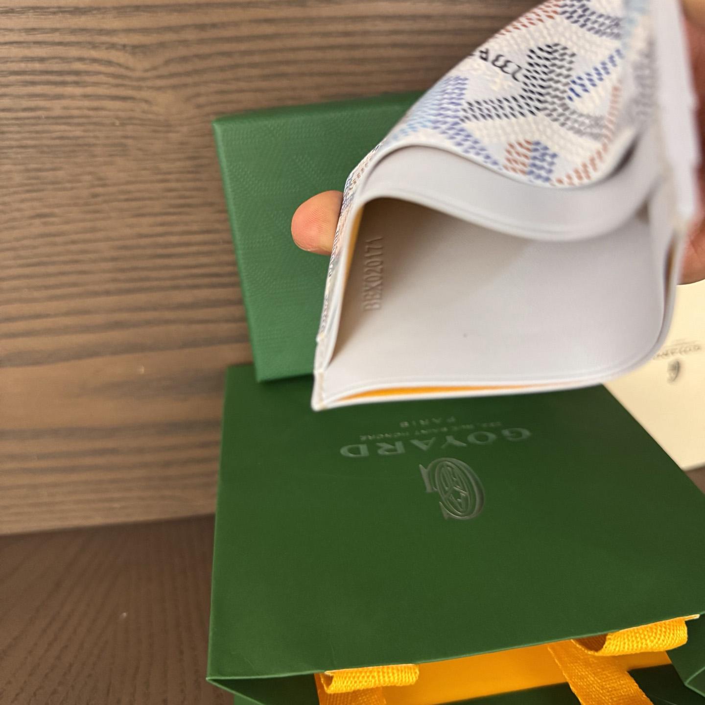 Goyard Saint-Sulpice Card Wallet - DopestKickz