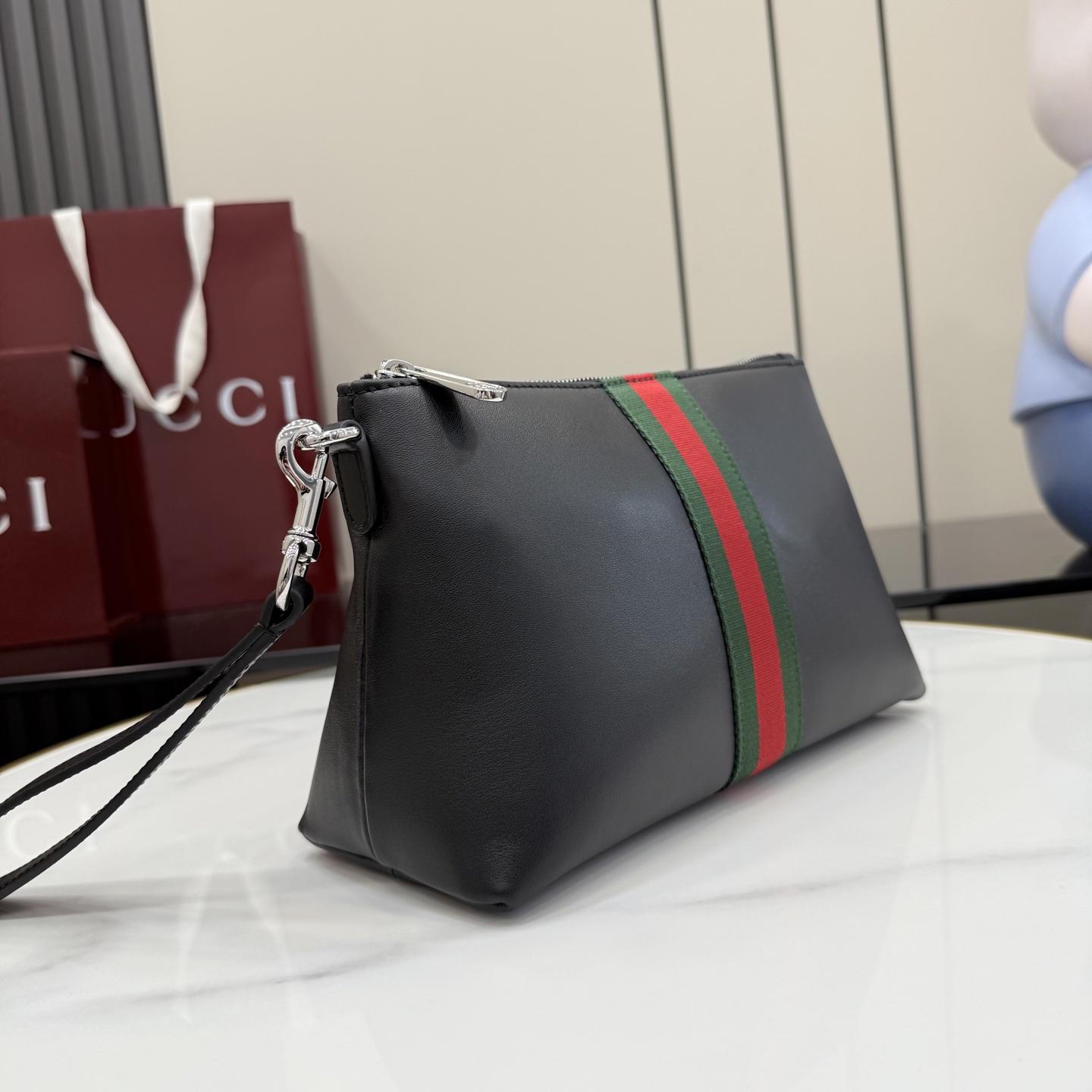 Gucci Web Trademark Medium Pouch - DopestKickz