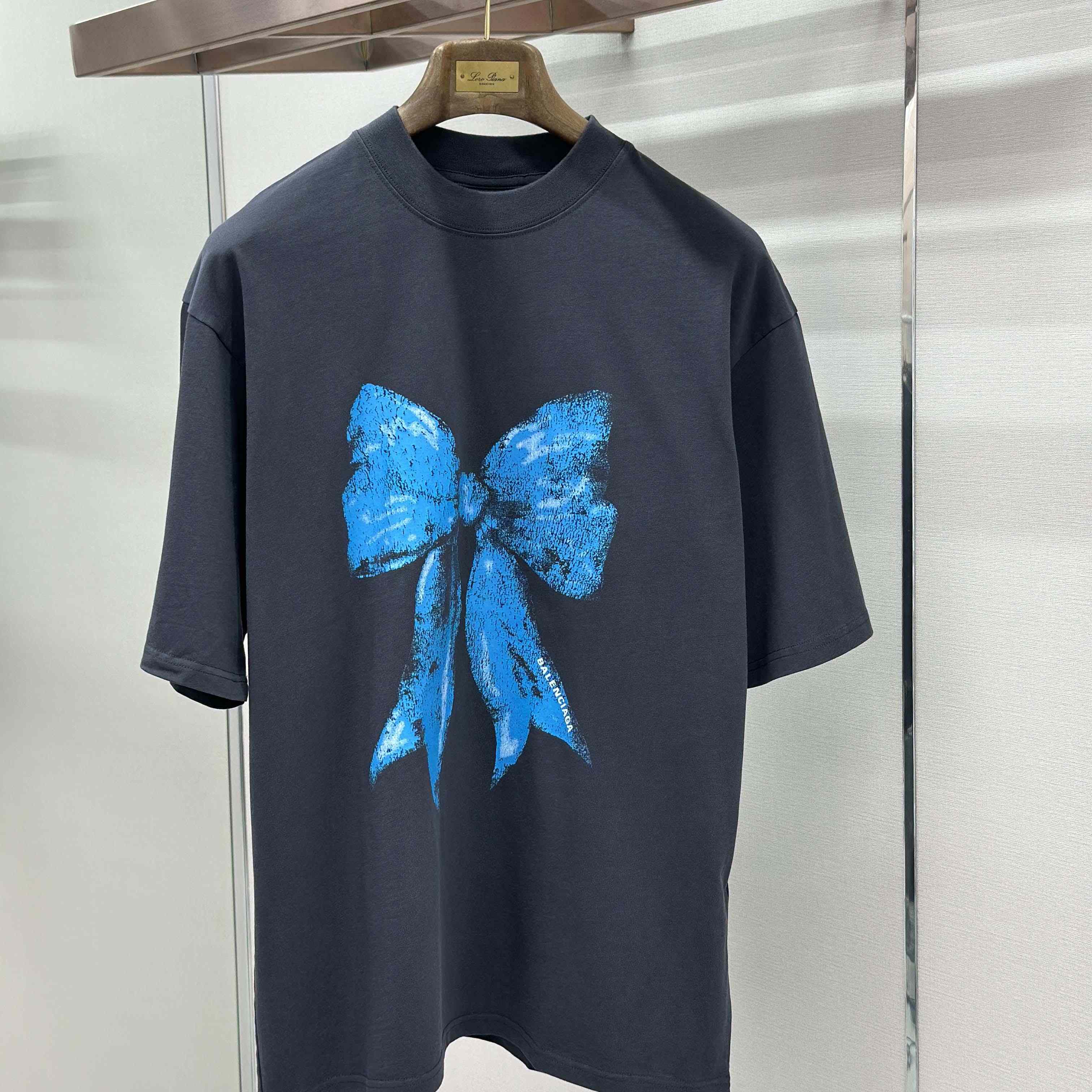Balenciaga Bow Oversized t-shirt - DopestKickz