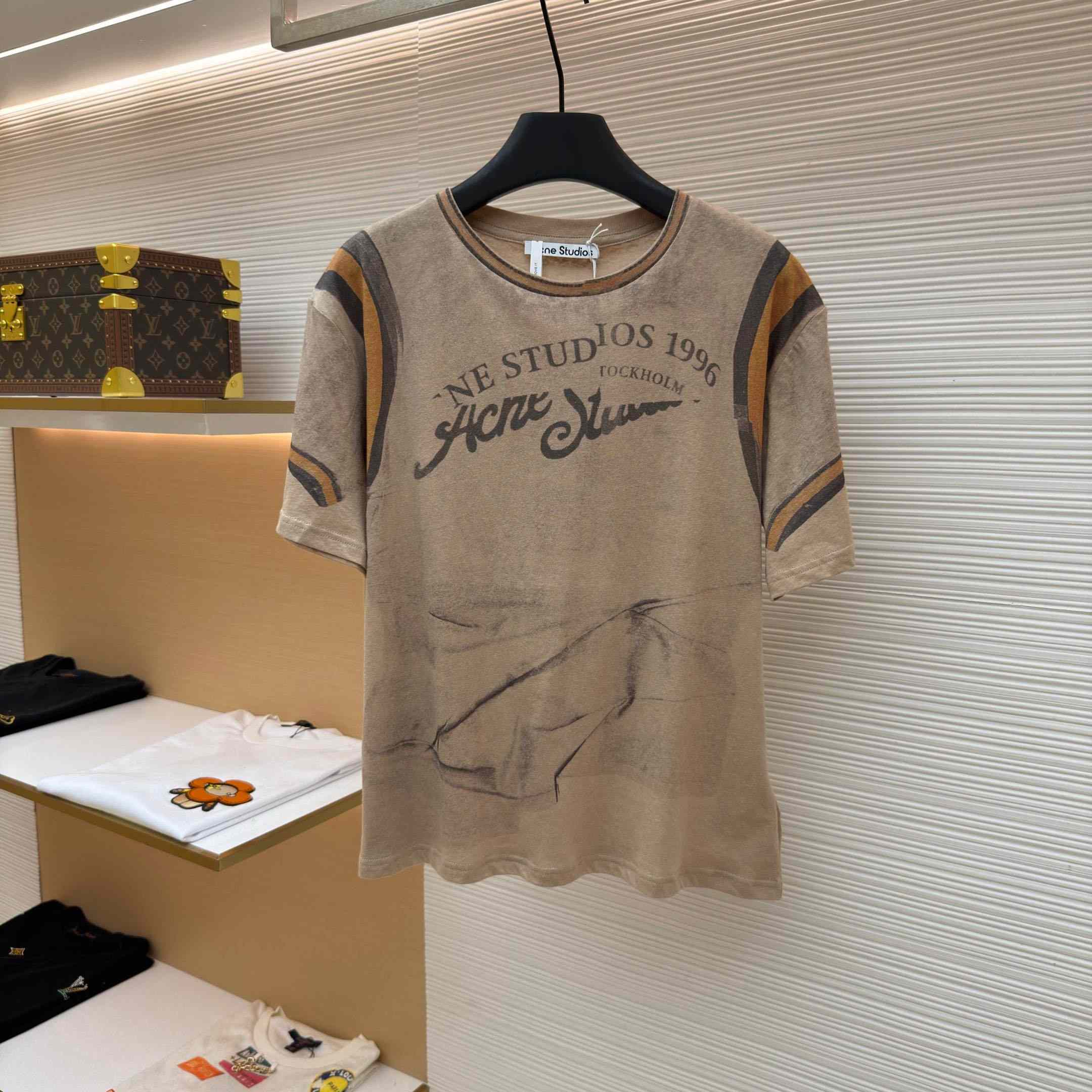Acne Studios Graphic T-shirt - DopestKickz