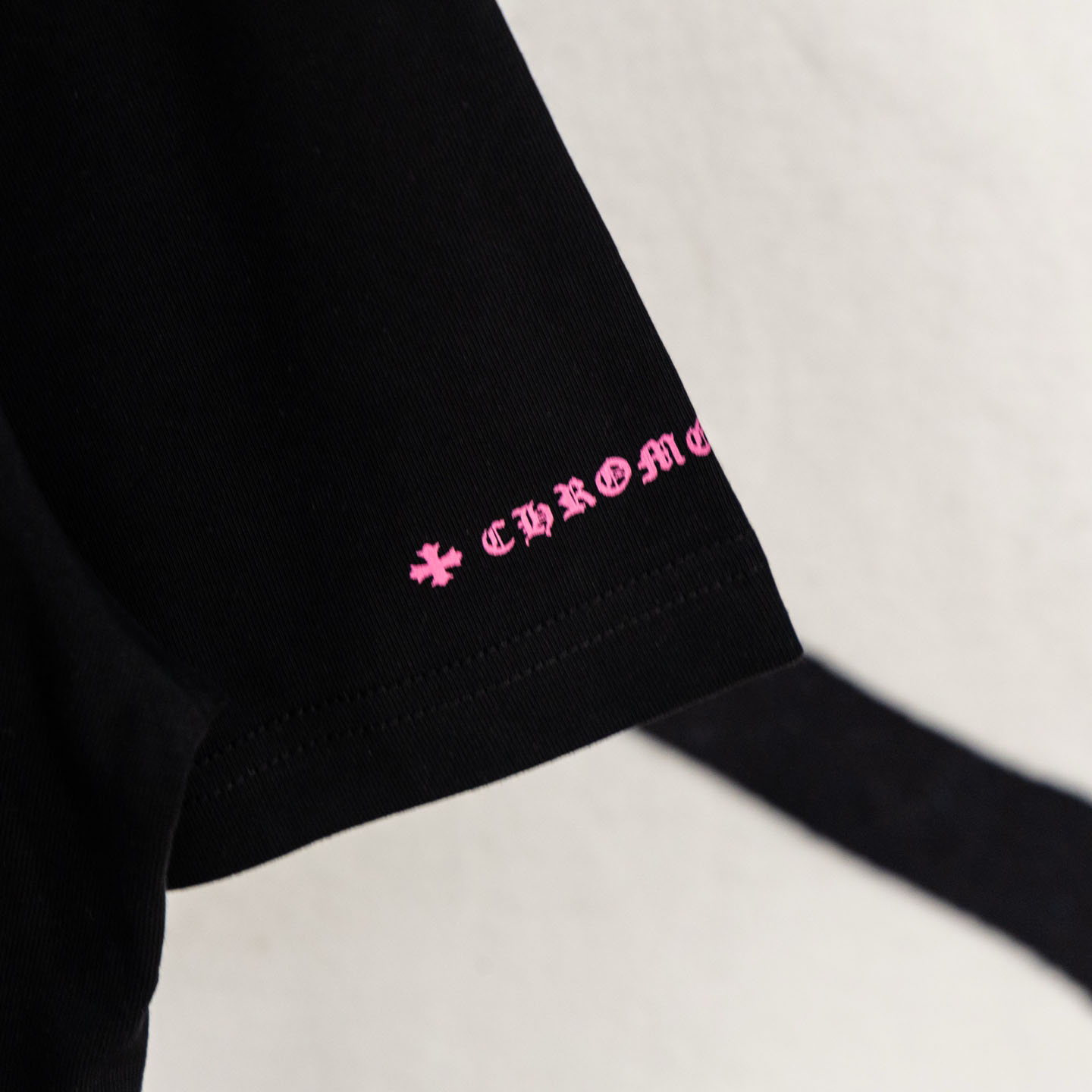 Chrome Hearts Horseshoe Print T-Shirt 'Black/Pink' - DopestKickz