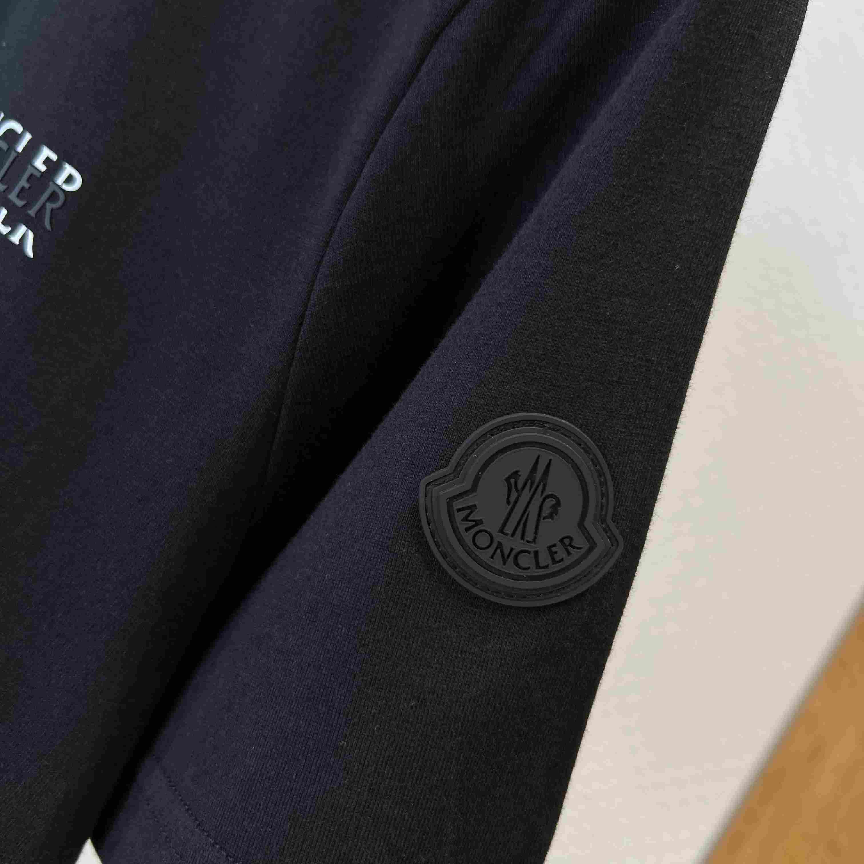 Moncler Logo Cotton T-shirt - DopestKickz