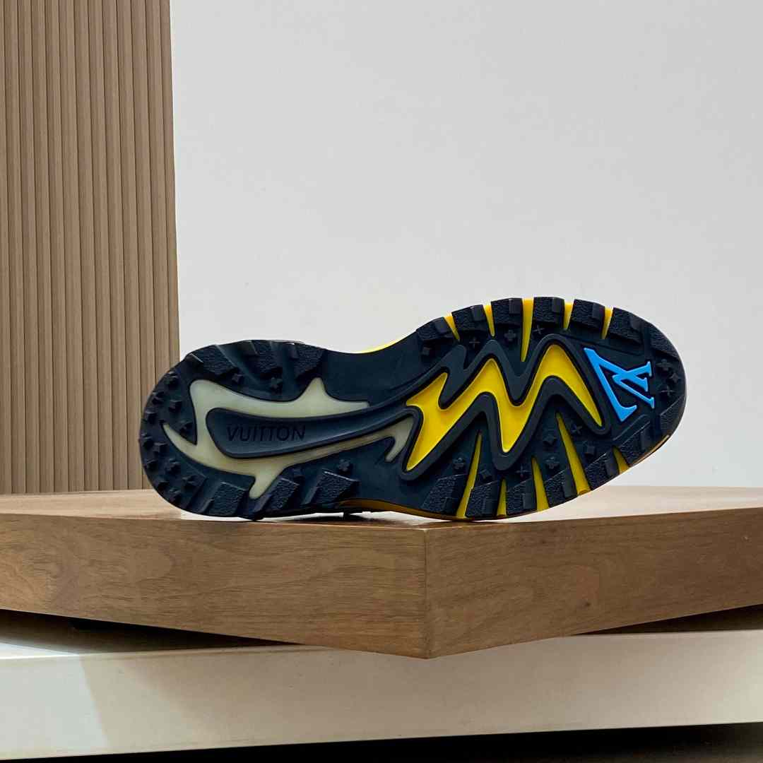 Louis Vuitton  Runner Tatic Sneaker  - DopestKickz