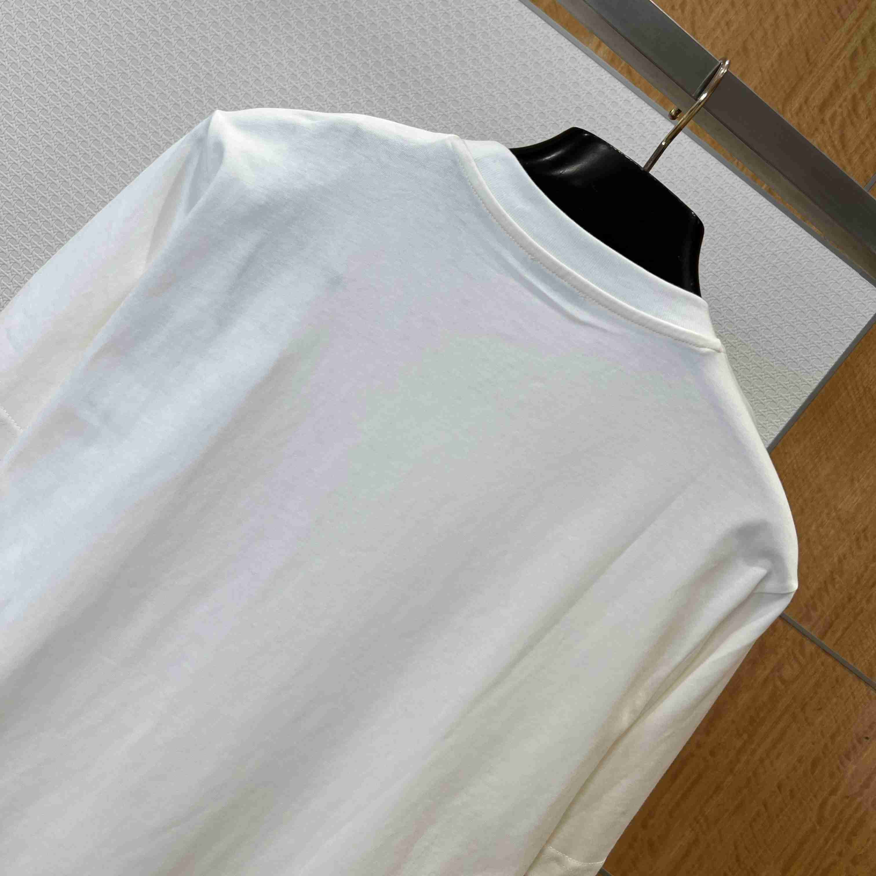 Moncler  Safari Wardrobe-Print Cotton T-Shirt - DopestKickz