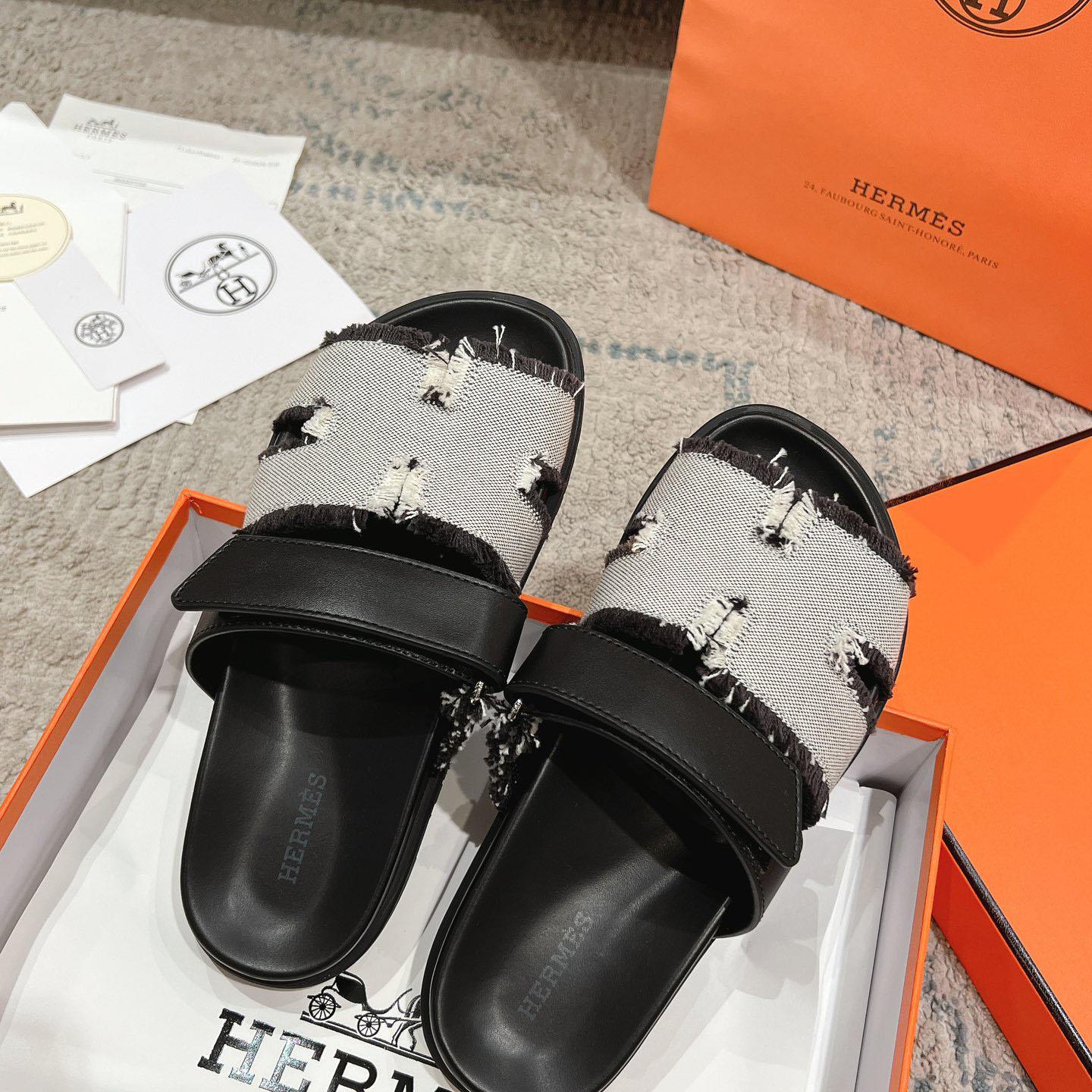 Hermes Chypre Sandal - DopestKickz