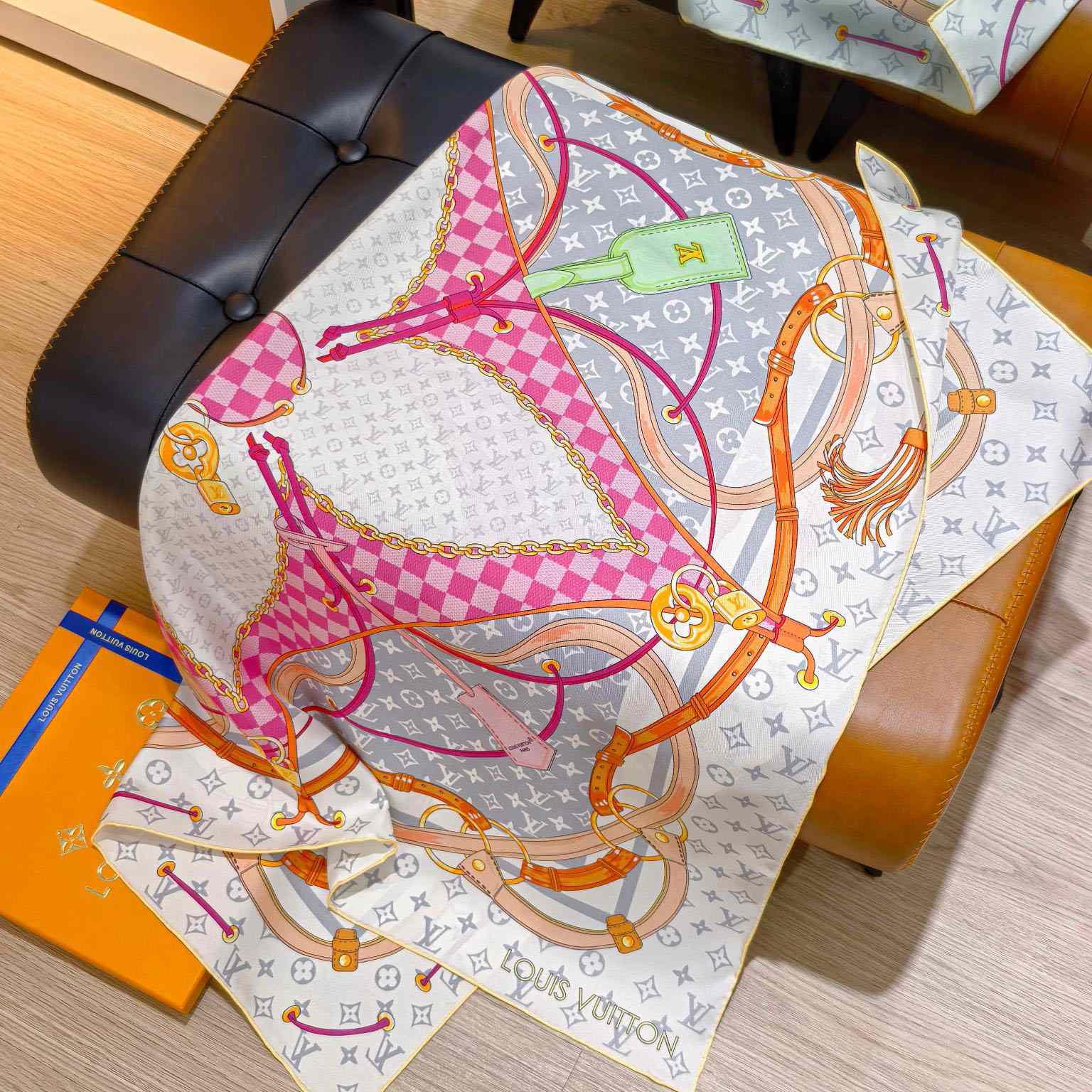 Louis Vuitton Flower And Straps Square 90 M94977 - DopestKickz