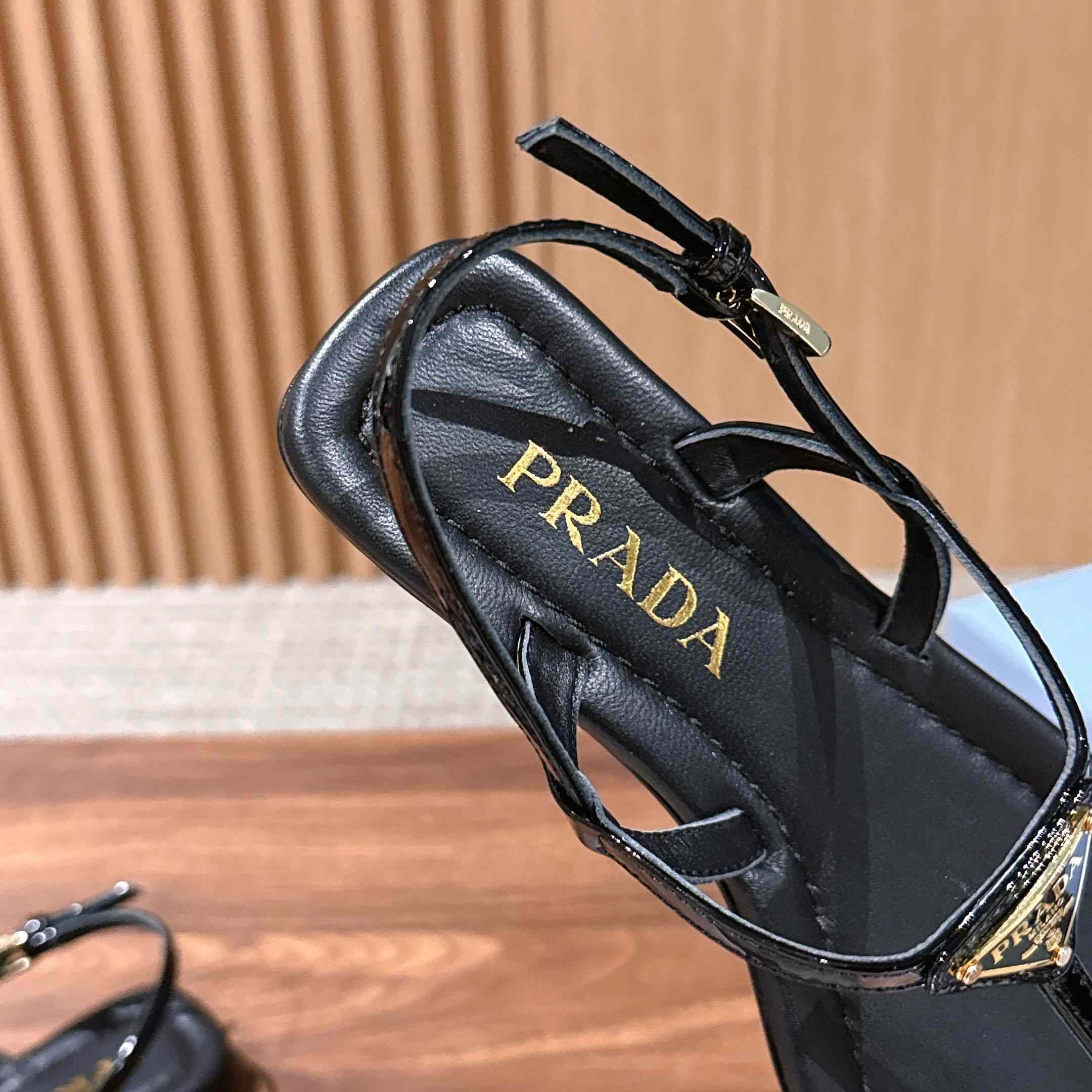 Prada Patent Leather Thong Sandals - DopestKickz