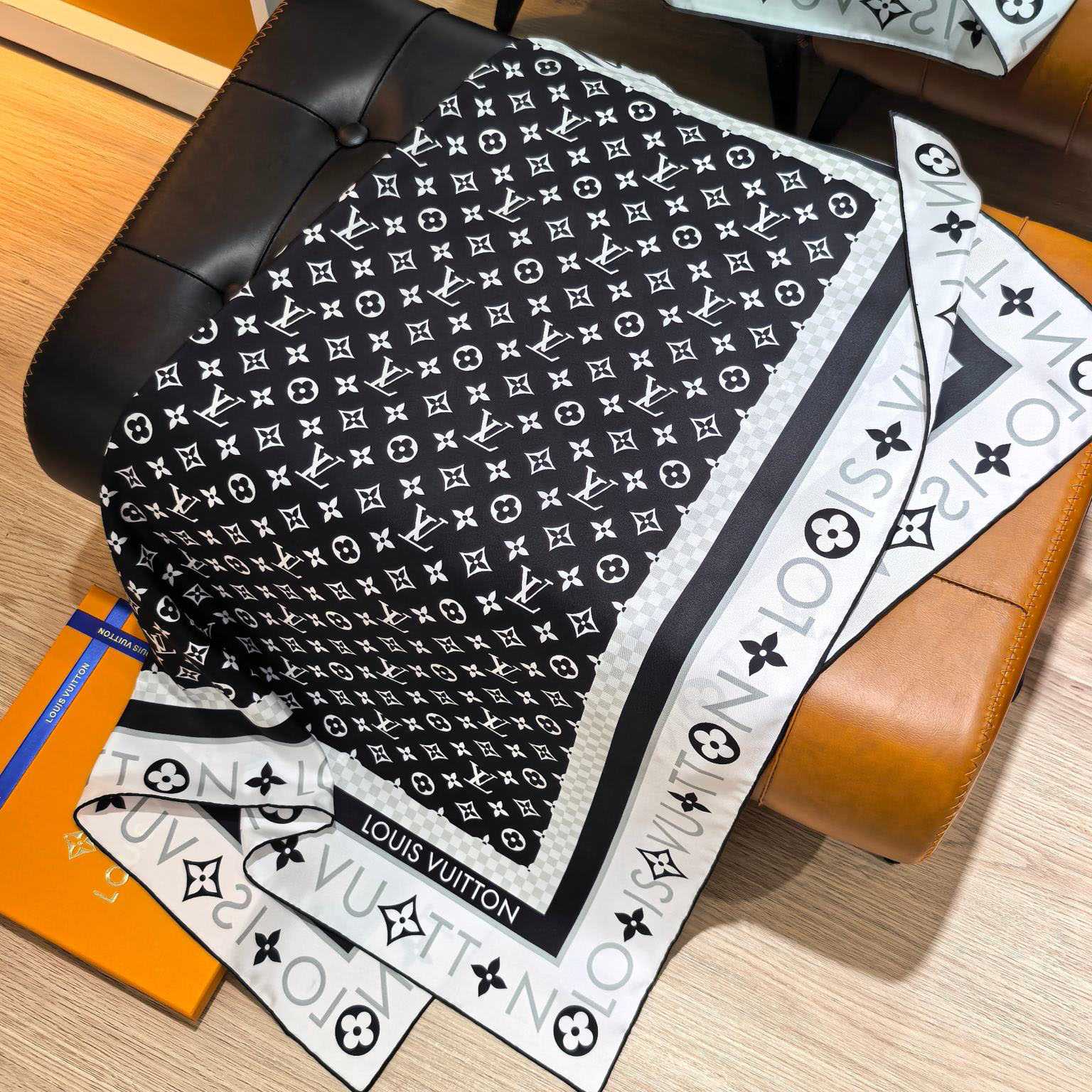 Louis Vuitton Monogram Infinity Square 90 M79893 - DopestKickz