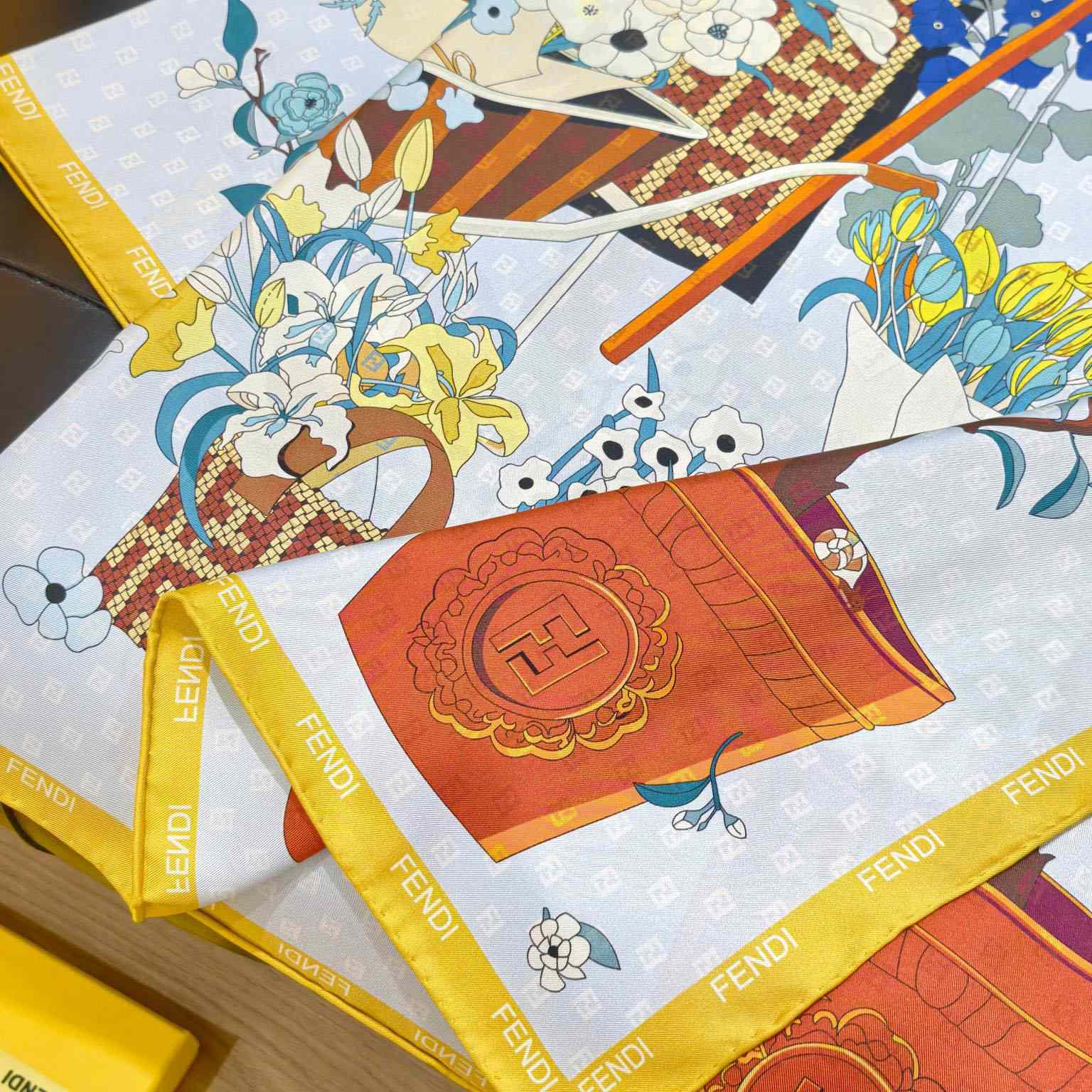 Fendi Gardening Foulard - DopestKickz