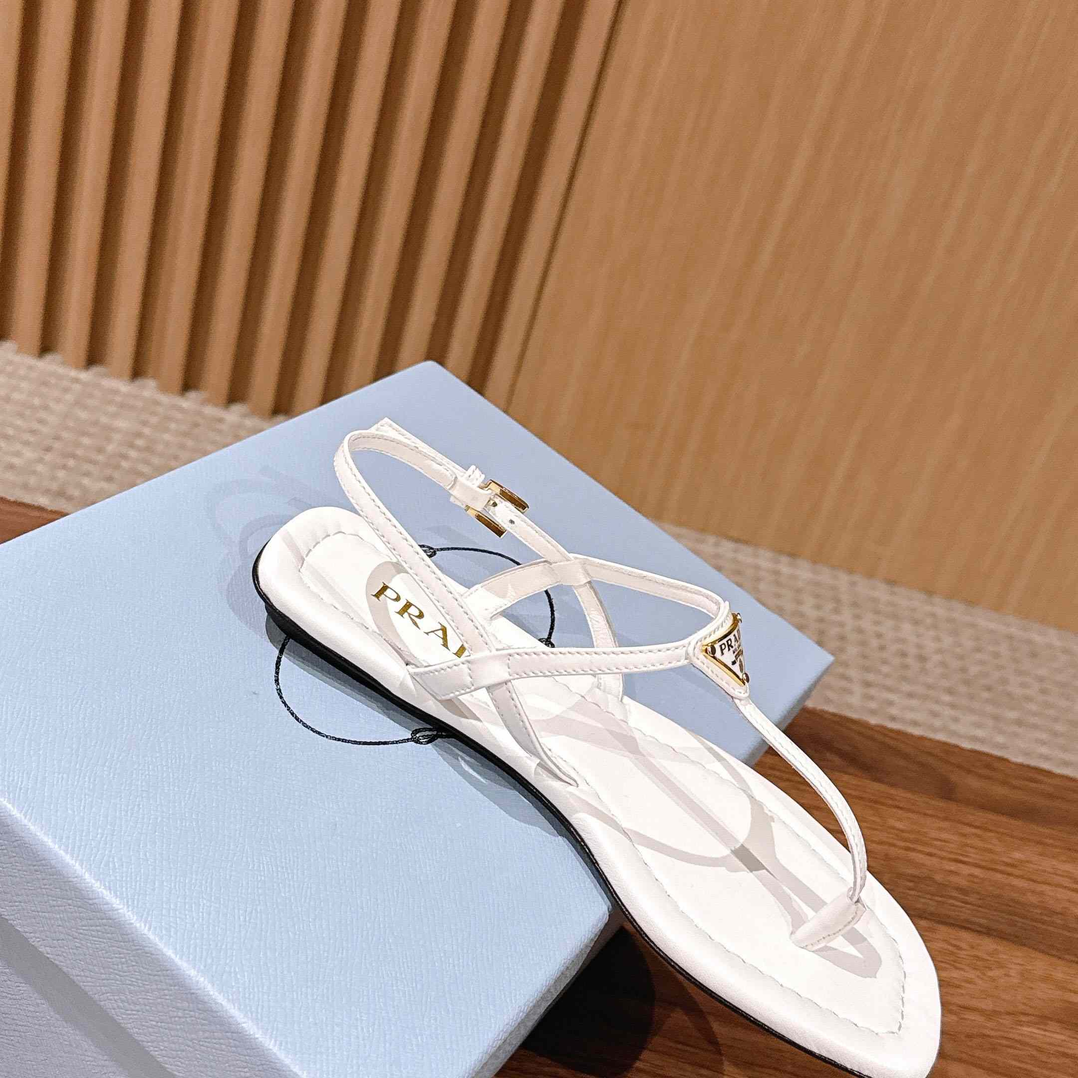 Prada Patent Leather Thong Sandals - DopestKickz