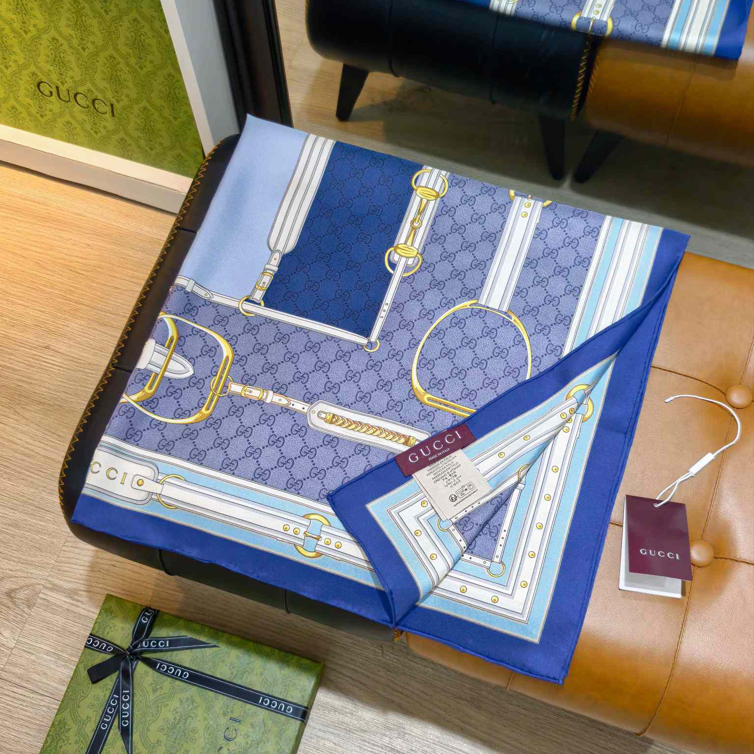 Gucci Printed Silk Twill Carré - DopestKickz
